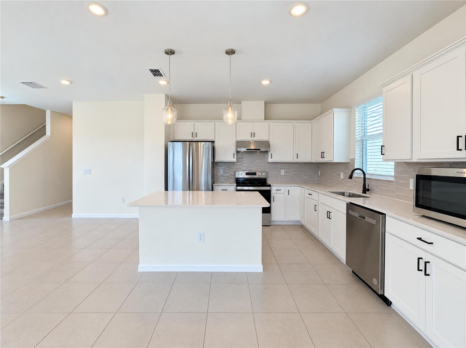 9426 LAMINE WAY, Parrish, FL 34219