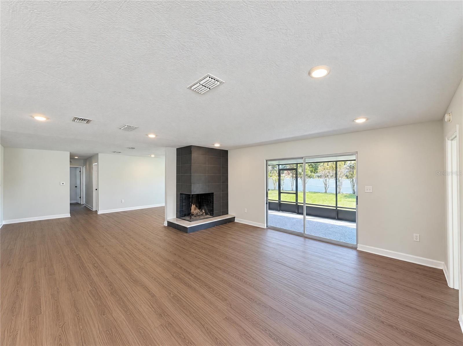 2160 DE LAS FLORES AVENUE, Bartow, FL 33830