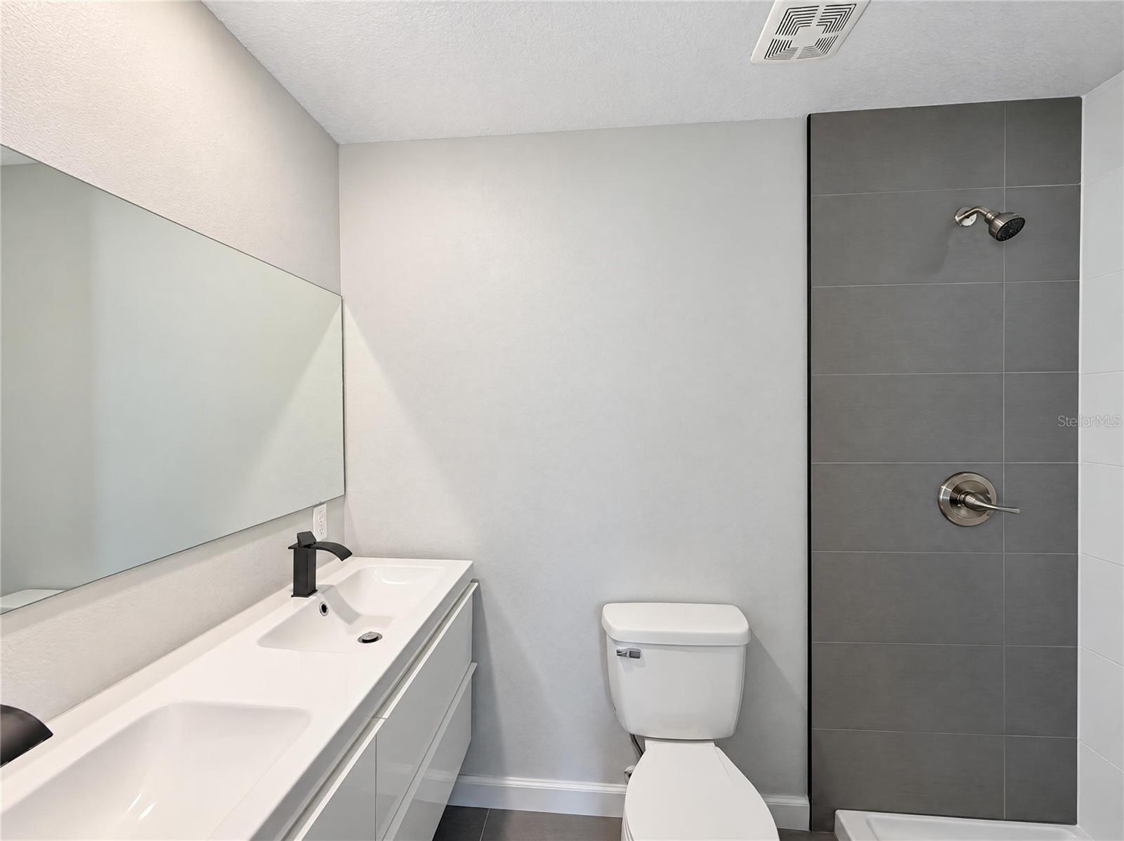 2160 DE LAS FLORES AVENUE, Bartow, FL 33830