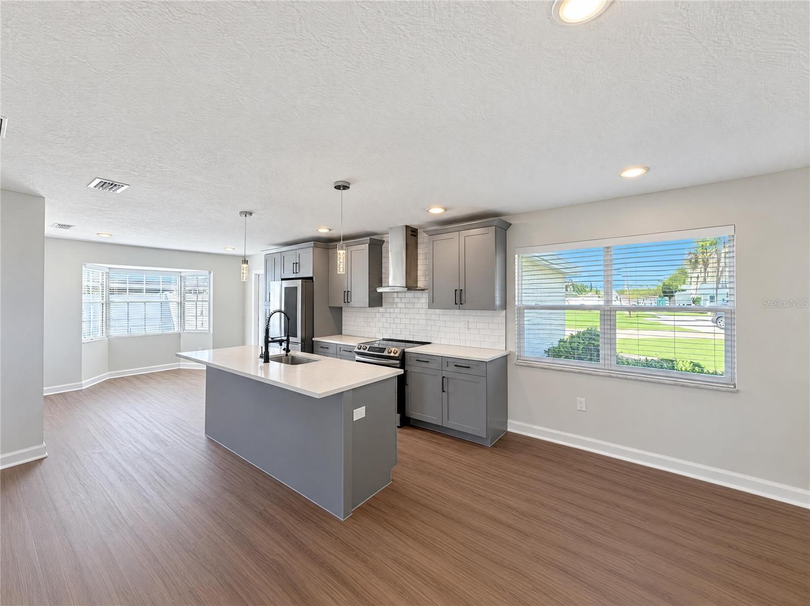 2160 DE LAS FLORES AVENUE, Bartow, FL 33830