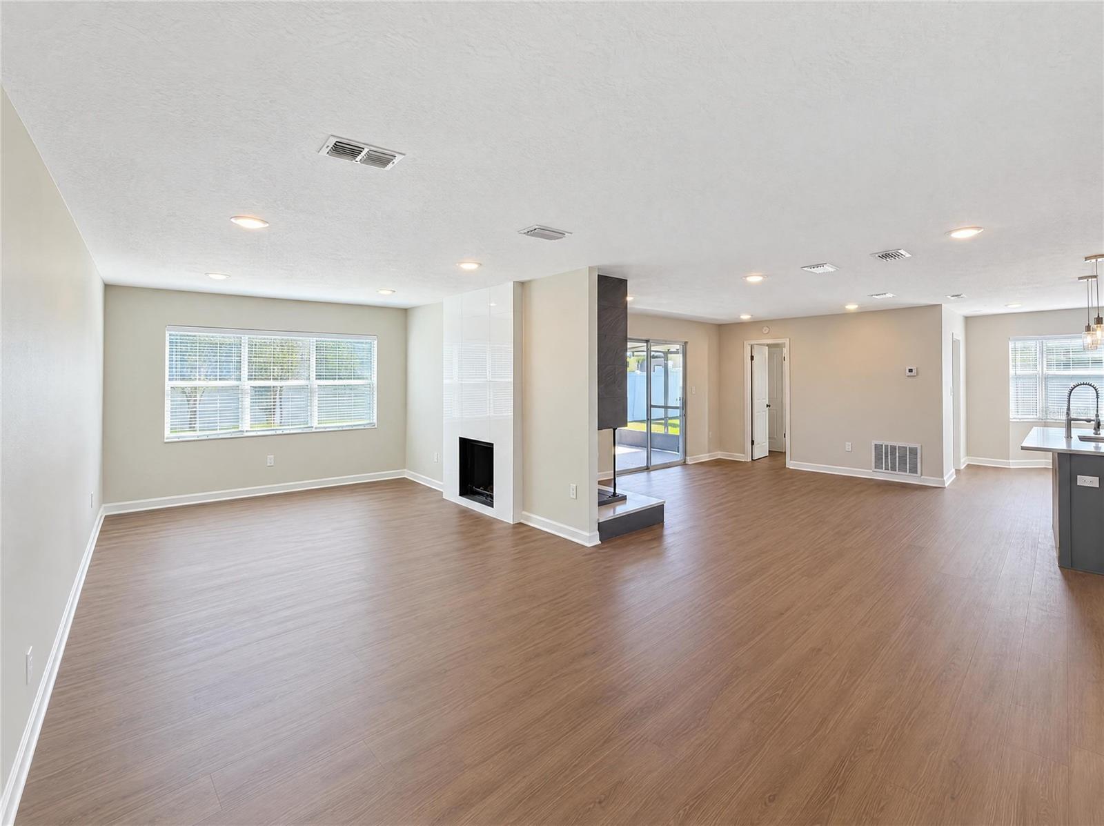 2160 DE LAS FLORES AVENUE, Bartow, FL 33830