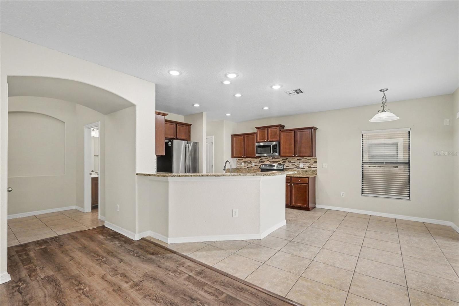 10015 NEWMINSTER LOOP, Ruskin, FL 33573