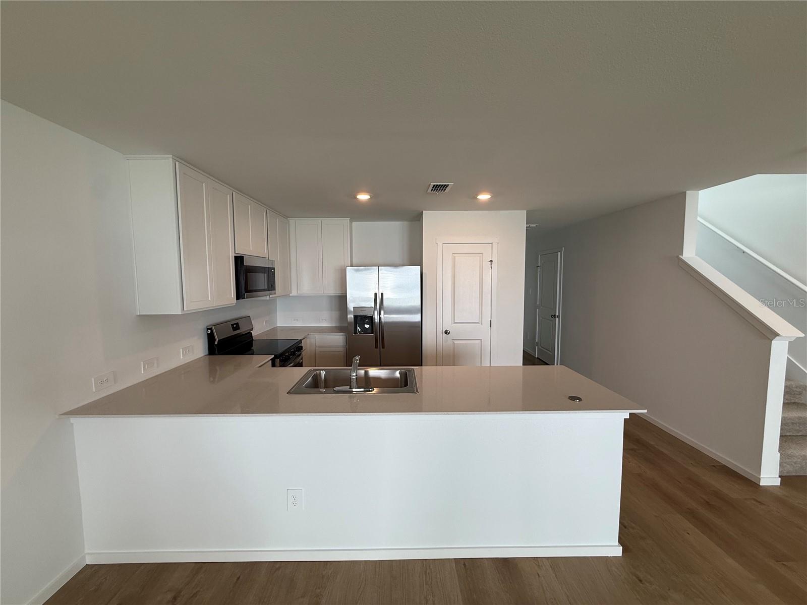 1060 TWINS STREET, Davenport, FL 33837