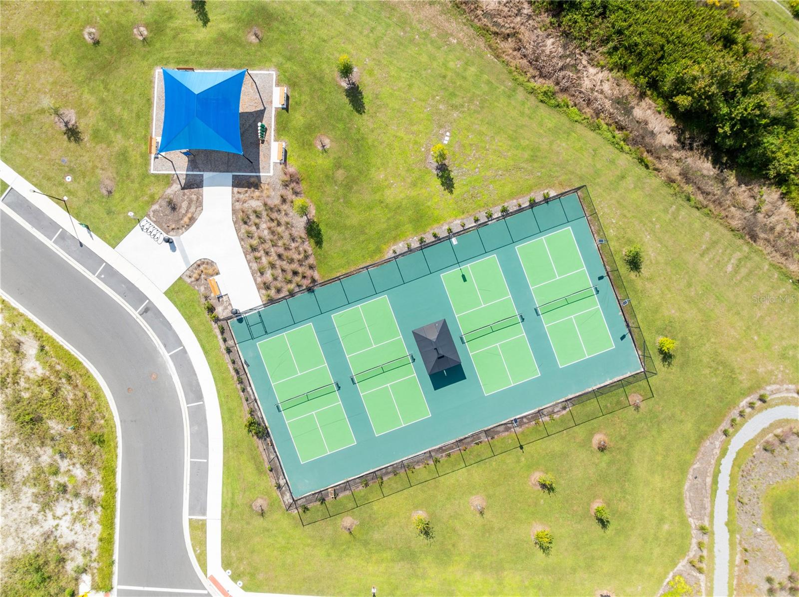 community tennis court