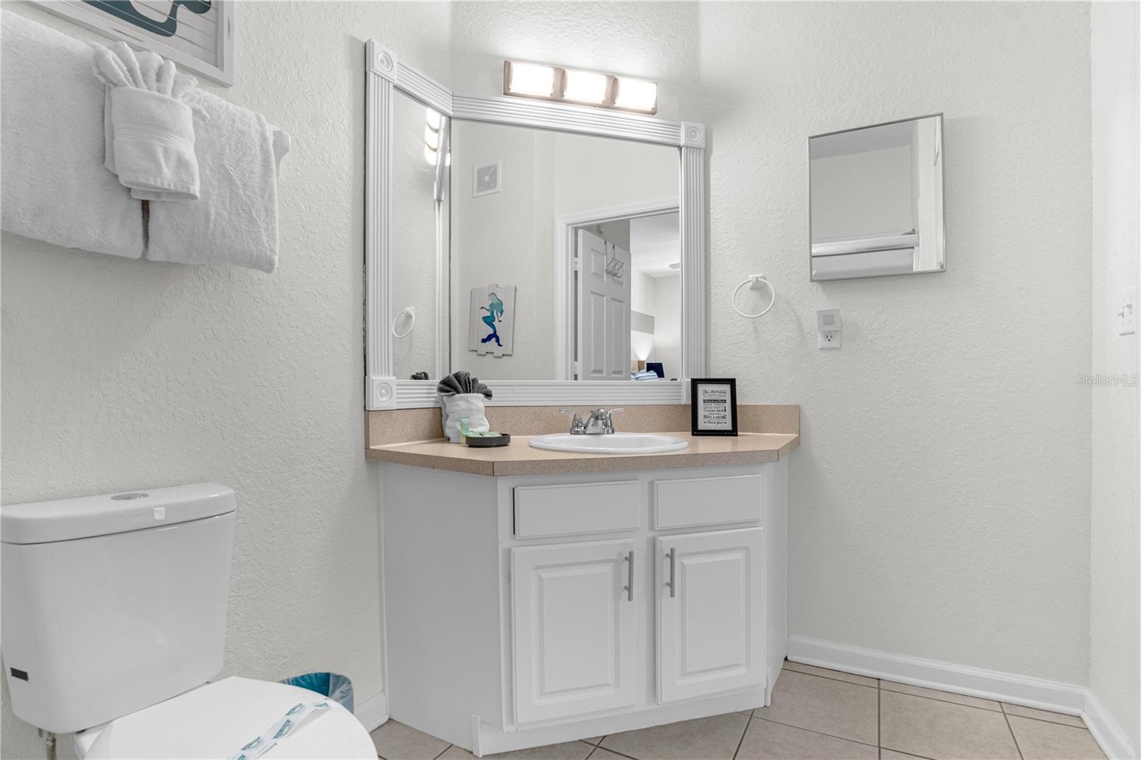 2785 ALMATON LOOP, #303, Kissimmee, FL 34747