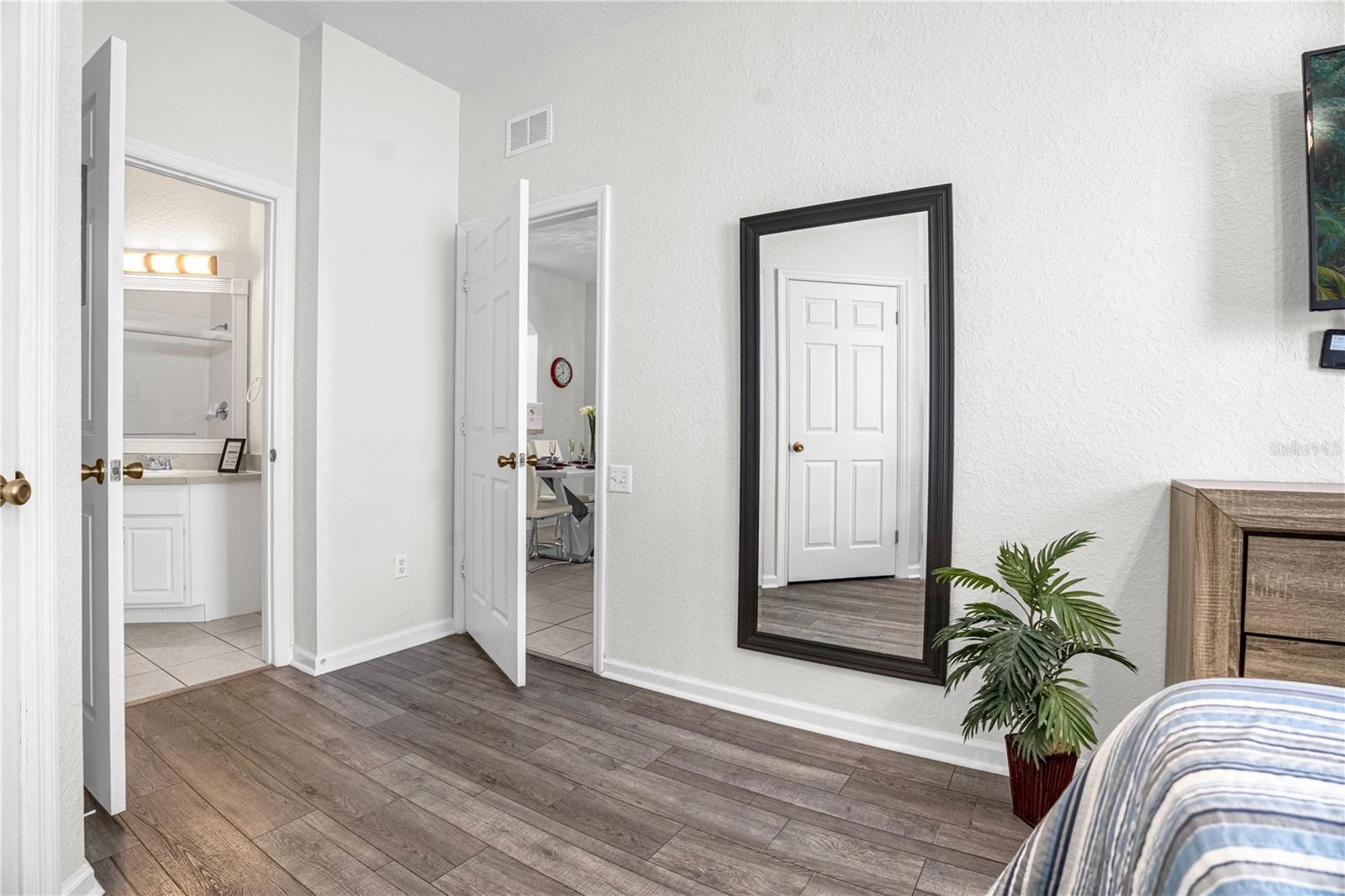 2785 ALMATON LOOP, #303, Kissimmee, FL 34747