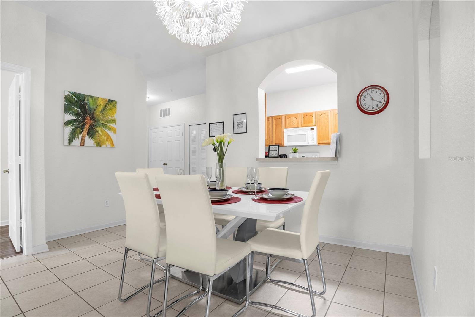 2785 ALMATON LOOP, #303, Kissimmee, FL 34747