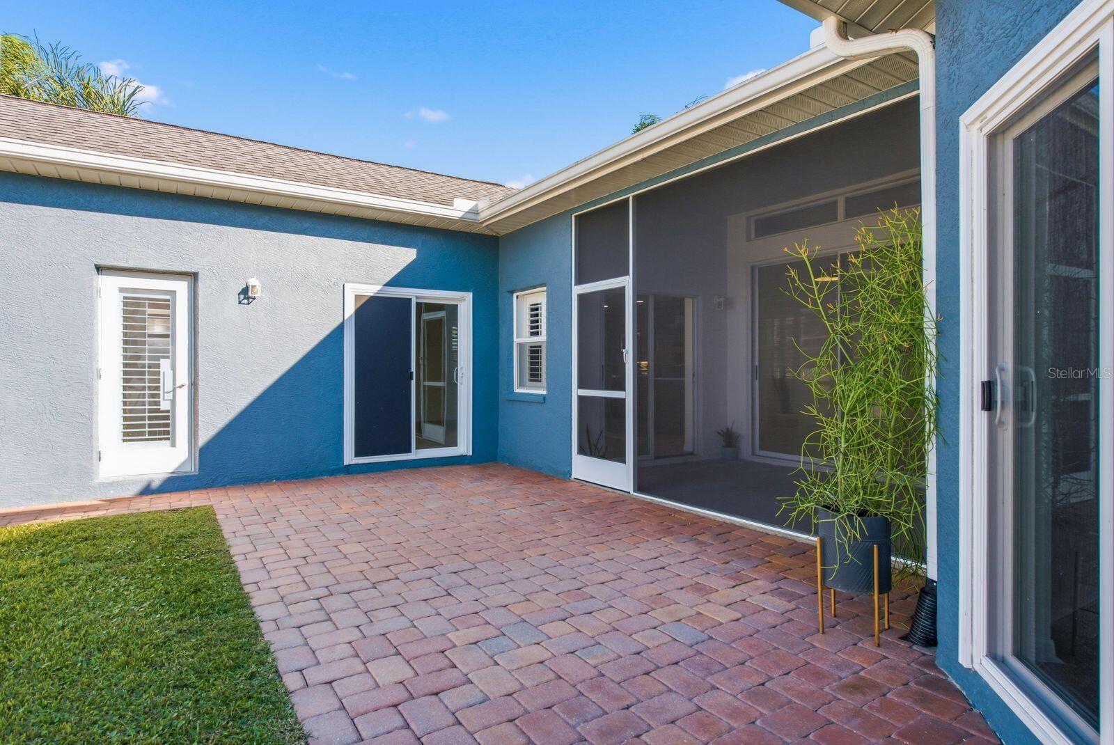 1261 SALT LAKE DRIVE, Tarpon Springs, FL 34689