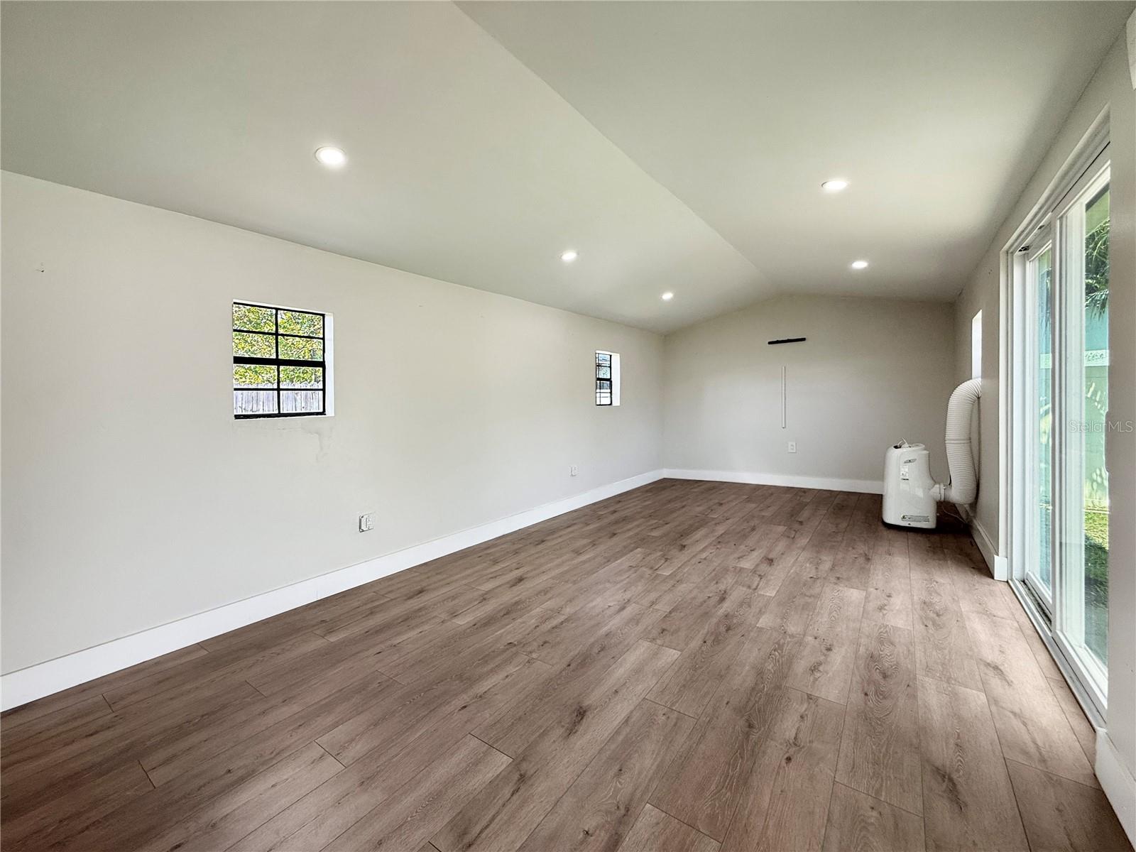 4501 S CORTEZ AVE, Tampa, FL 33611