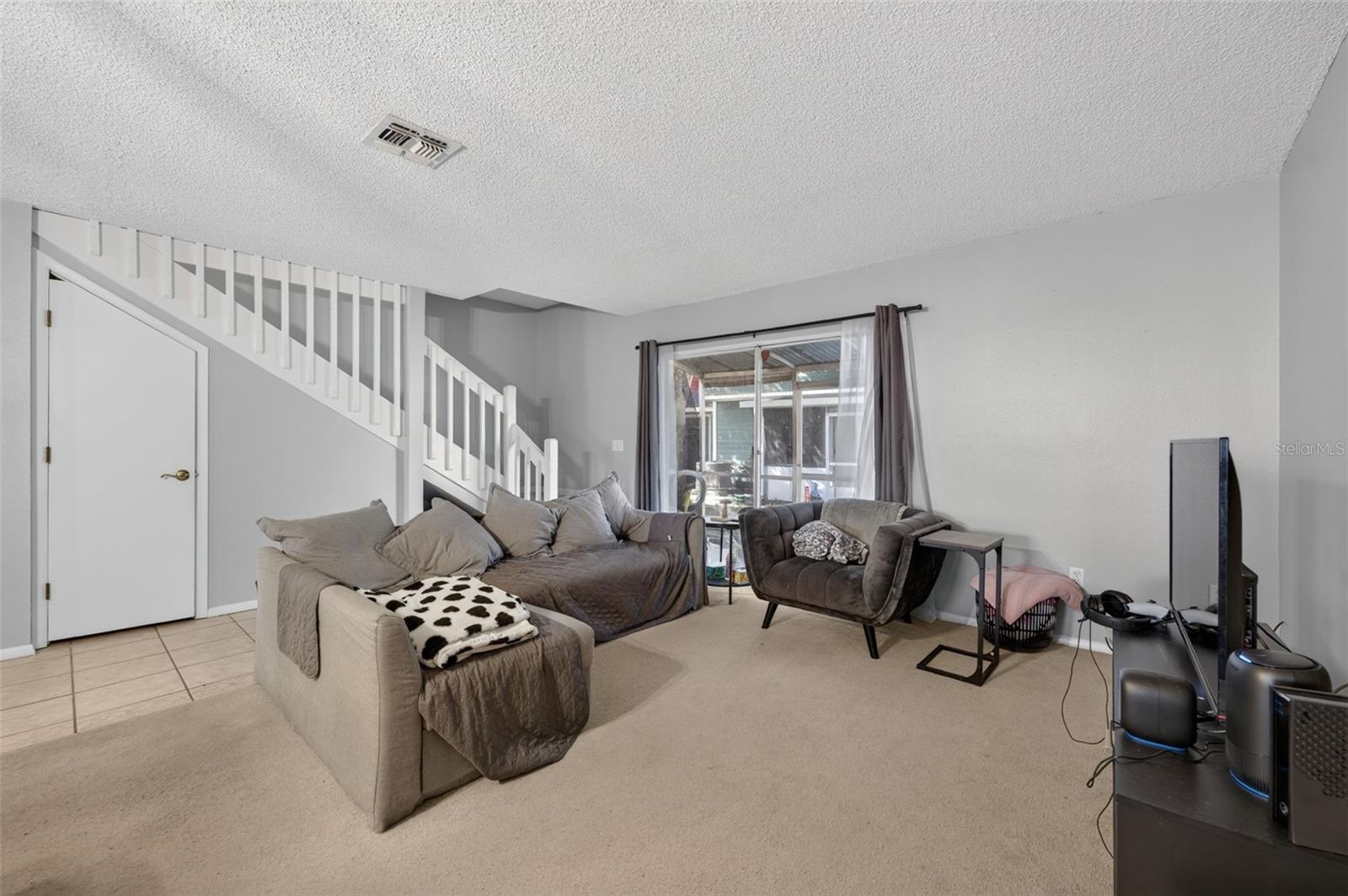 Bring your big sectional, this room is spacious! Bring your big sectional, this room is spacious!