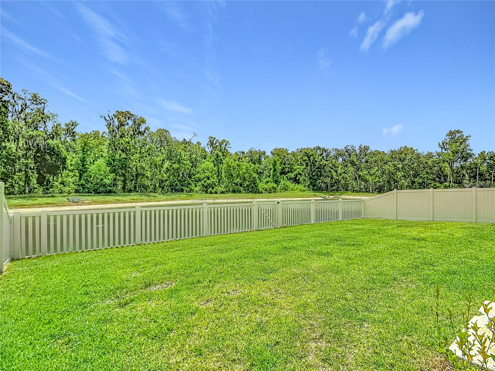 1633 RED LOOP, Lakeland, FL 33801