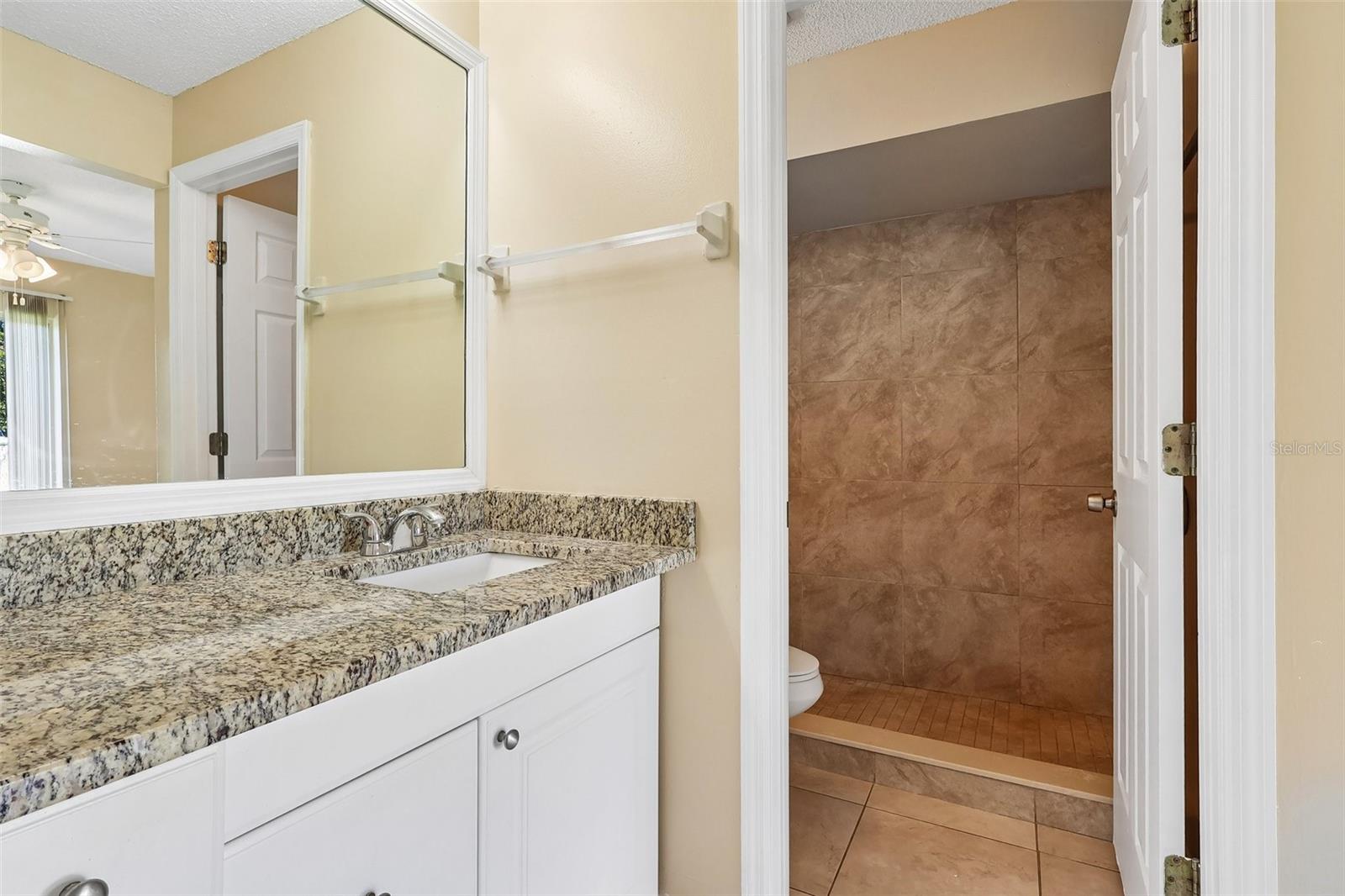 Primary en-suite bath.