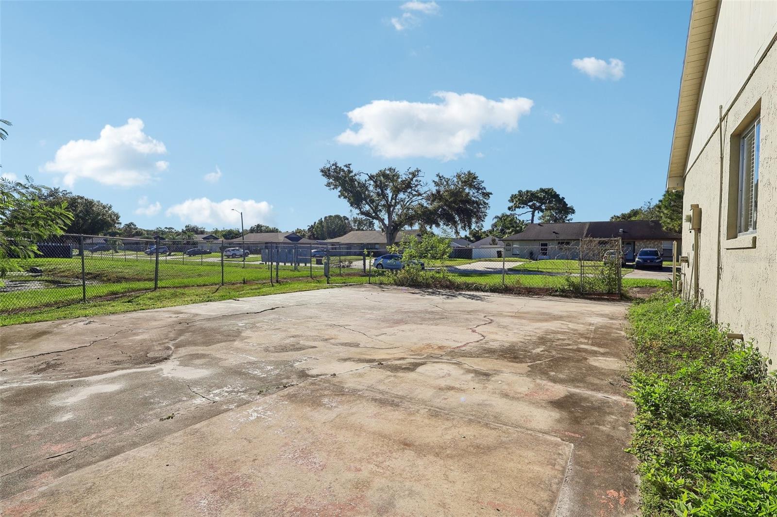 Additional parking at the side of the home.