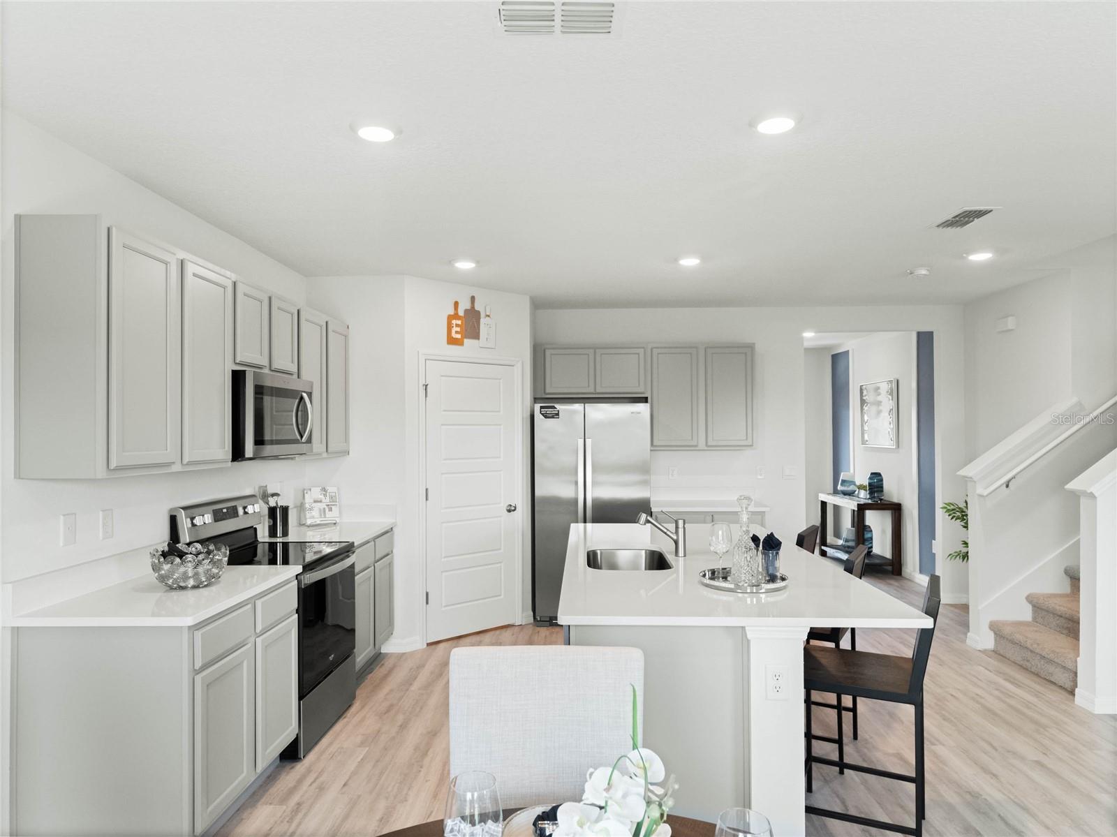 2459 AVEENO AVENUE, Haines City, FL 33844