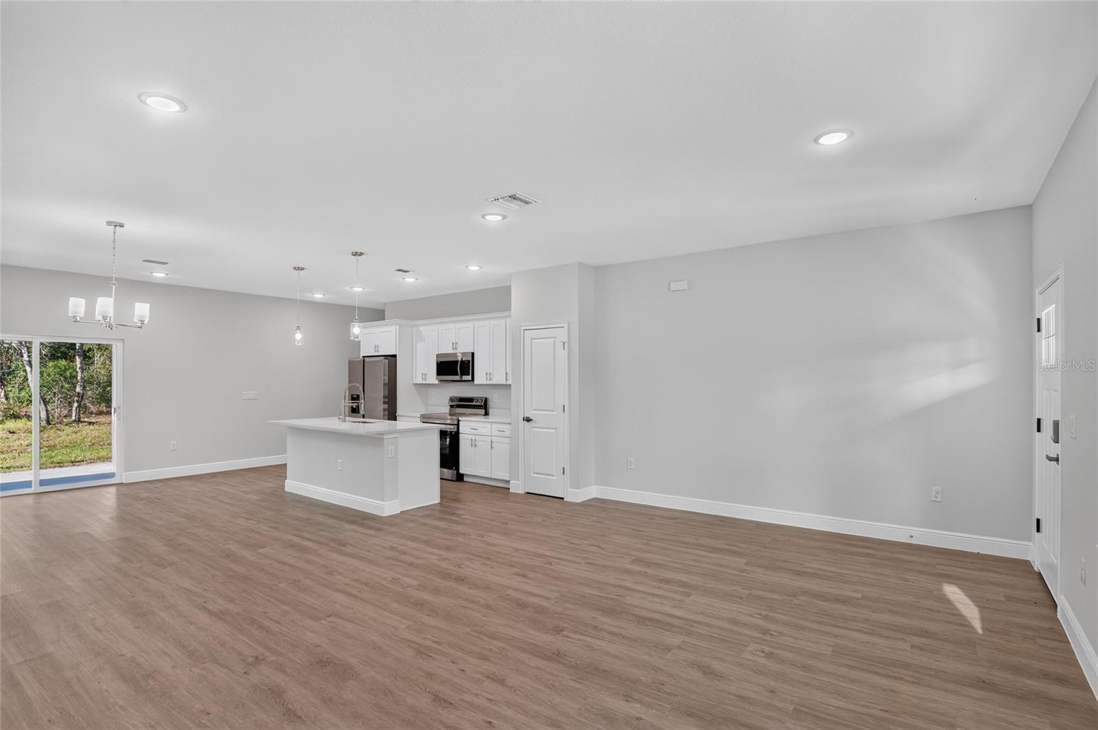 1325 W EVERGREEN DRIVE, Citrus Springs, FL 34434