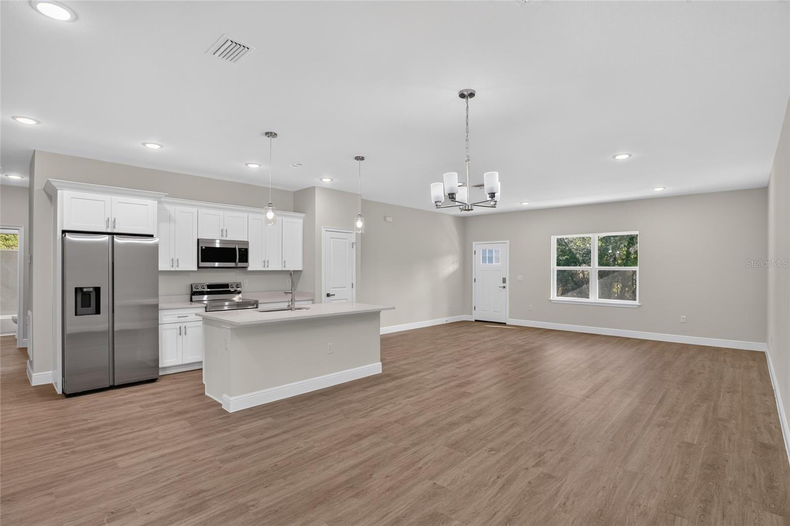 1325 W EVERGREEN DRIVE, Citrus Springs, FL 34434