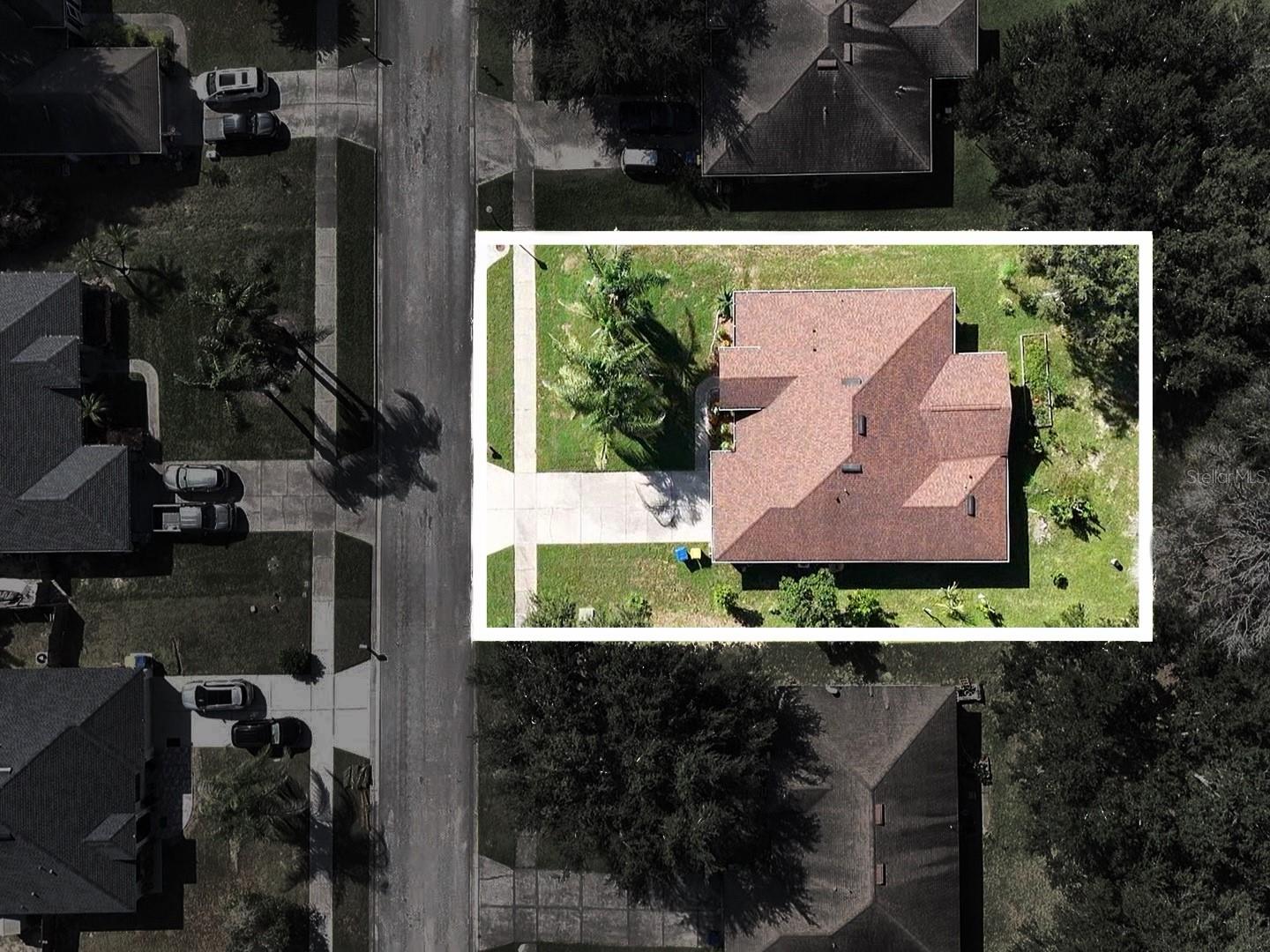 1048 HILL MOUNT DRIVE, Minneola, FL 34715