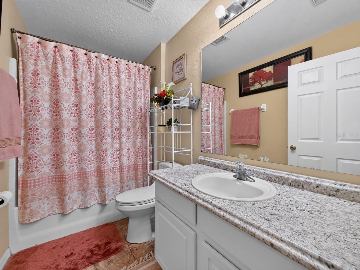 1048 HILL MOUNT DRIVE, Minneola, FL 34715