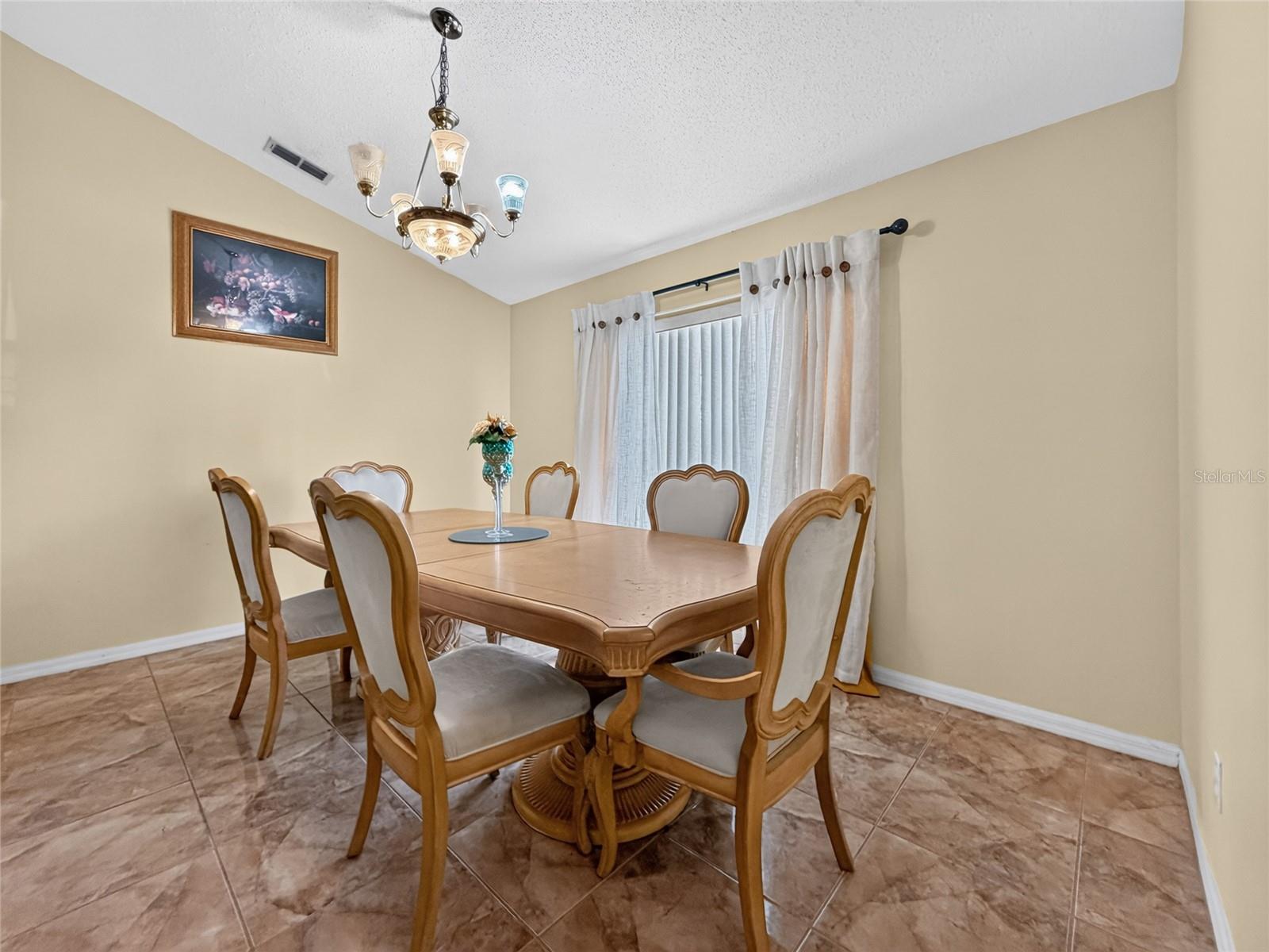 1048 HILL MOUNT DRIVE, Minneola, FL 34715