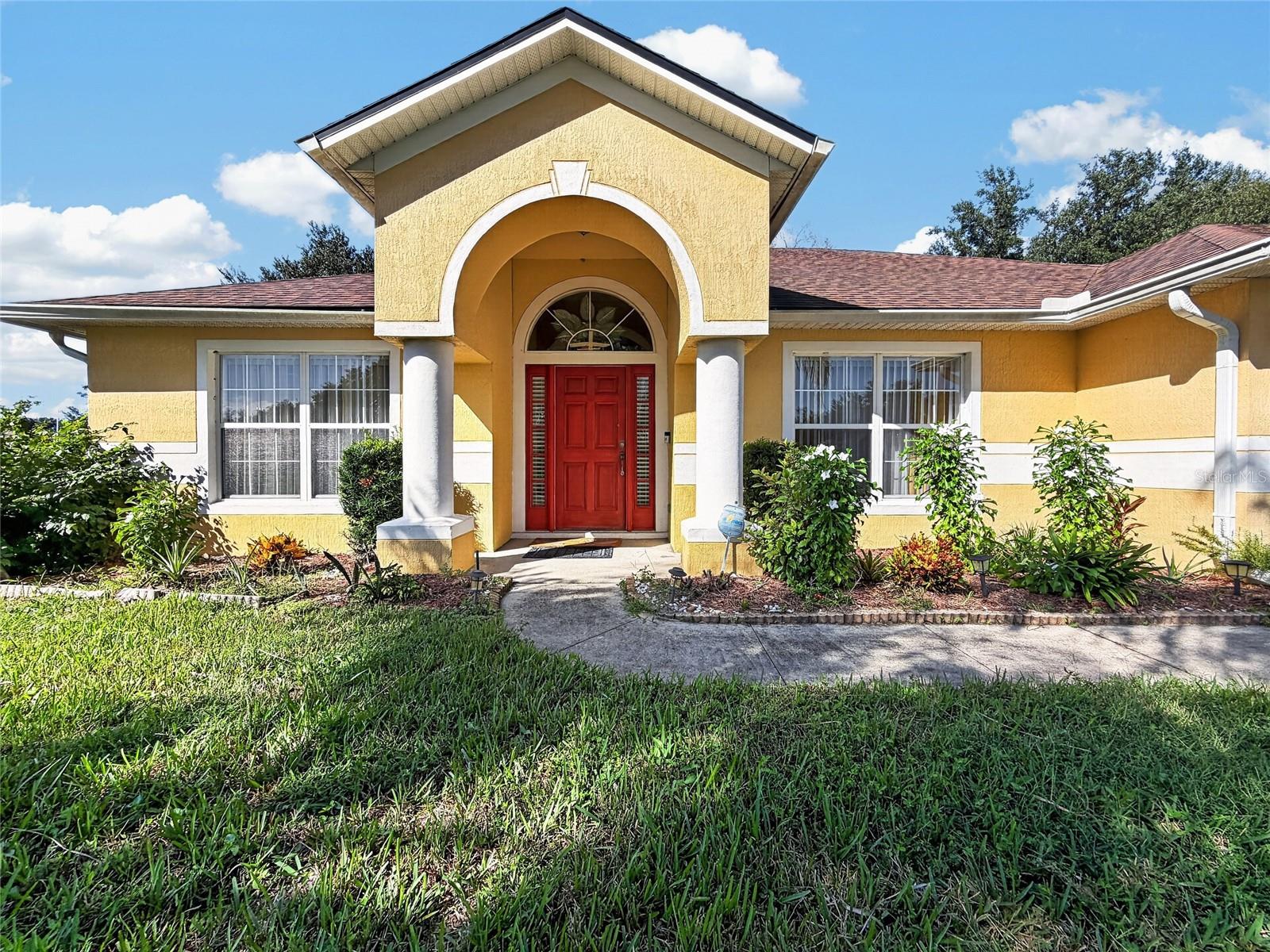 1048 HILL MOUNT DRIVE, Minneola, FL 34715
