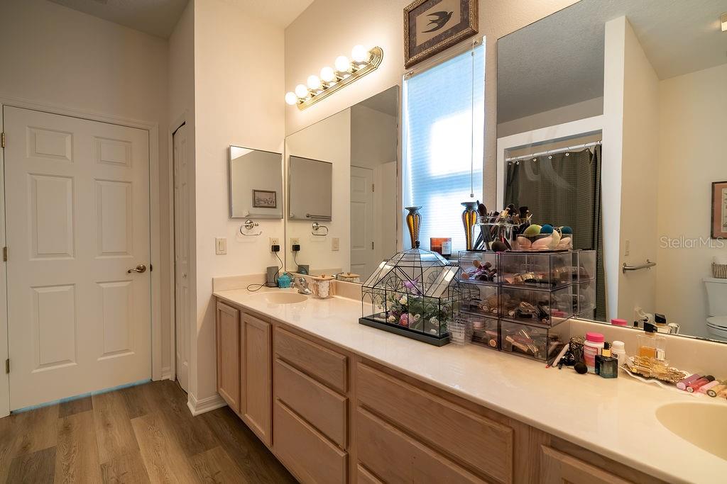 Double sink
