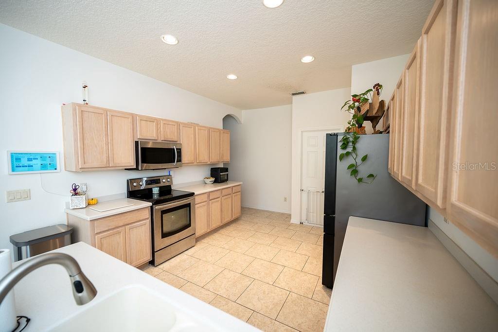 4608 NOTTOWAY DRIVE, Leesburg, FL 34748