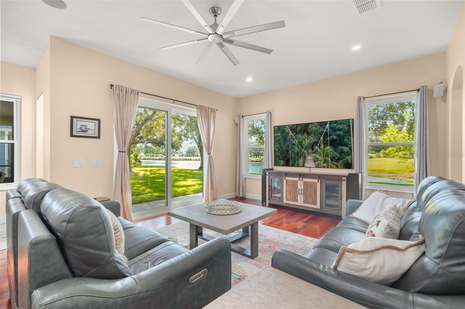 9836 MARSH POINTE DRIVE, Orlando, FL 32832