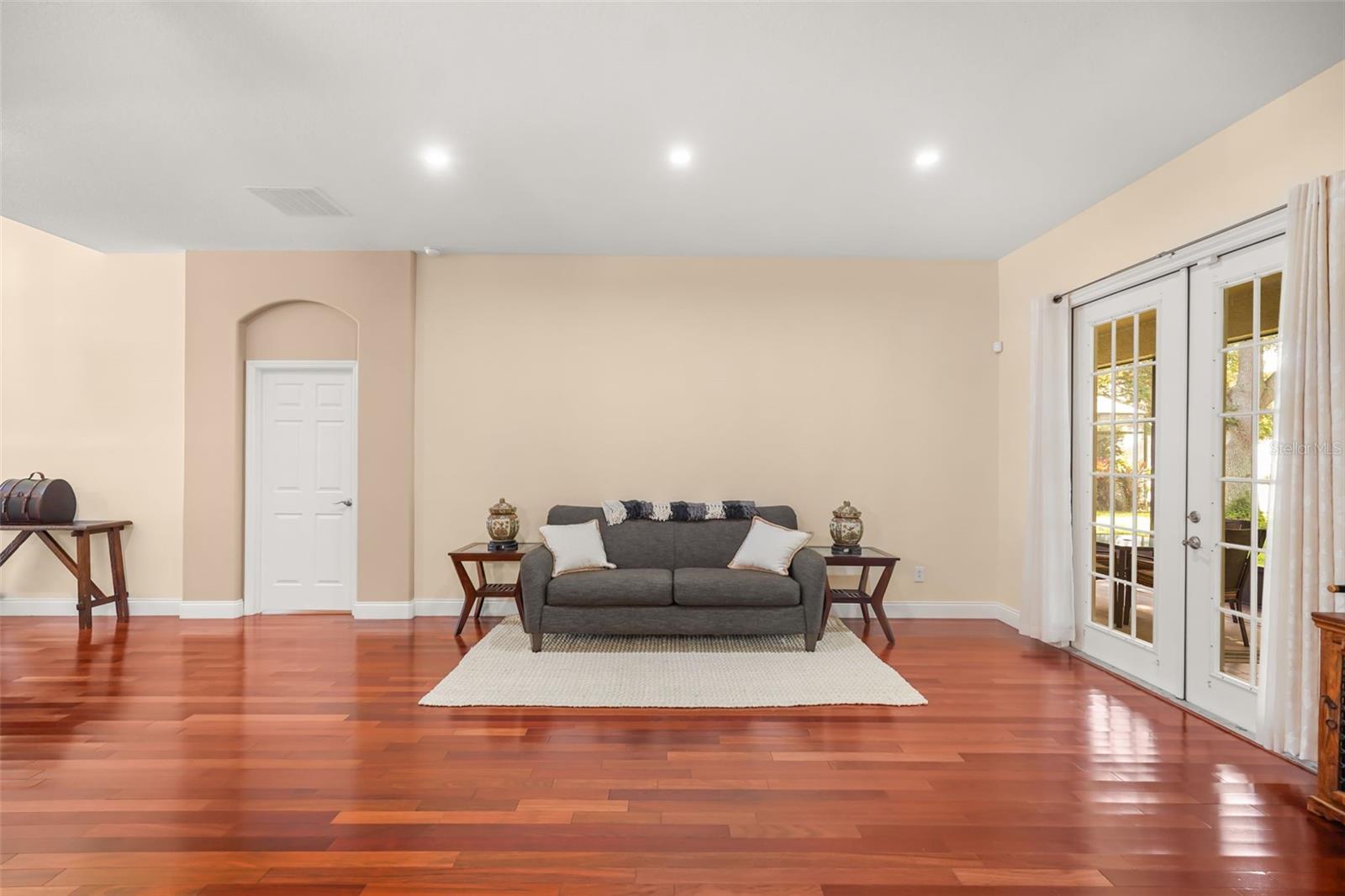 9836 MARSH POINTE DRIVE, Orlando, FL 32832