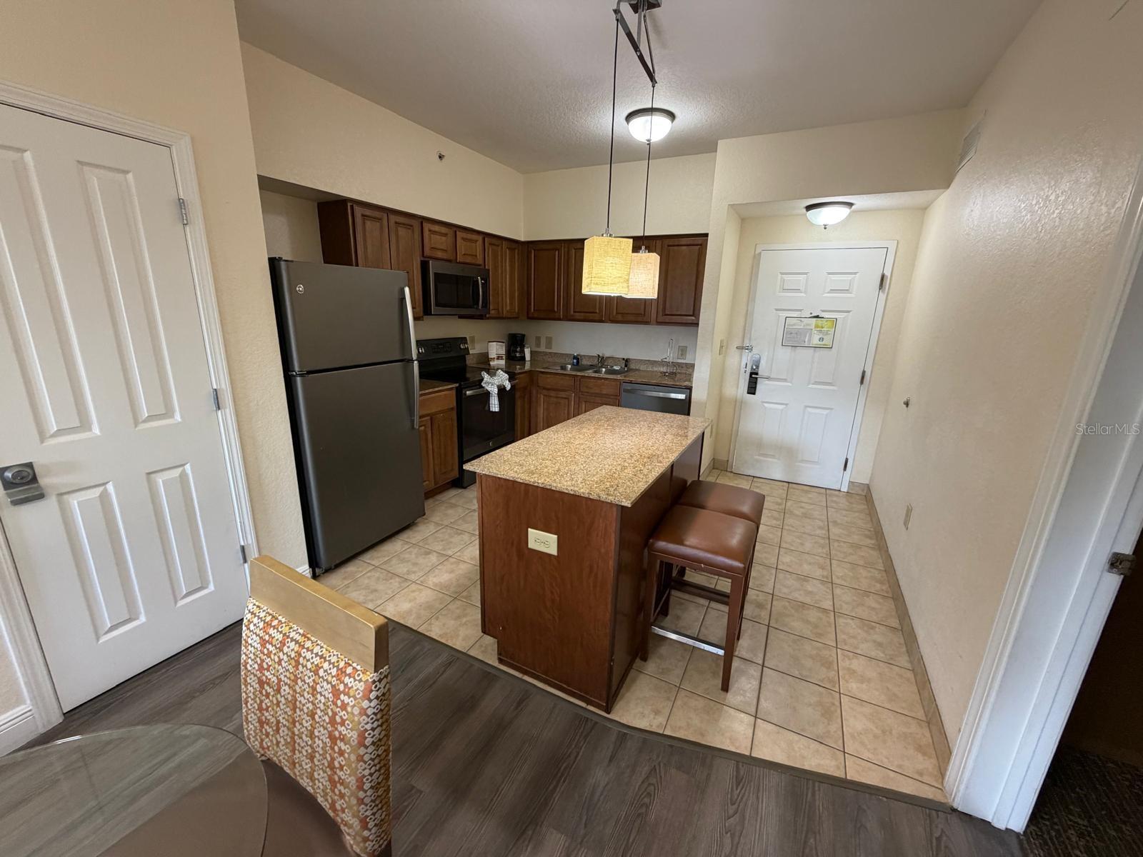 12527 FLORIDAYS RESORT DRIVE, #506-E, Orlando, FL 32821
