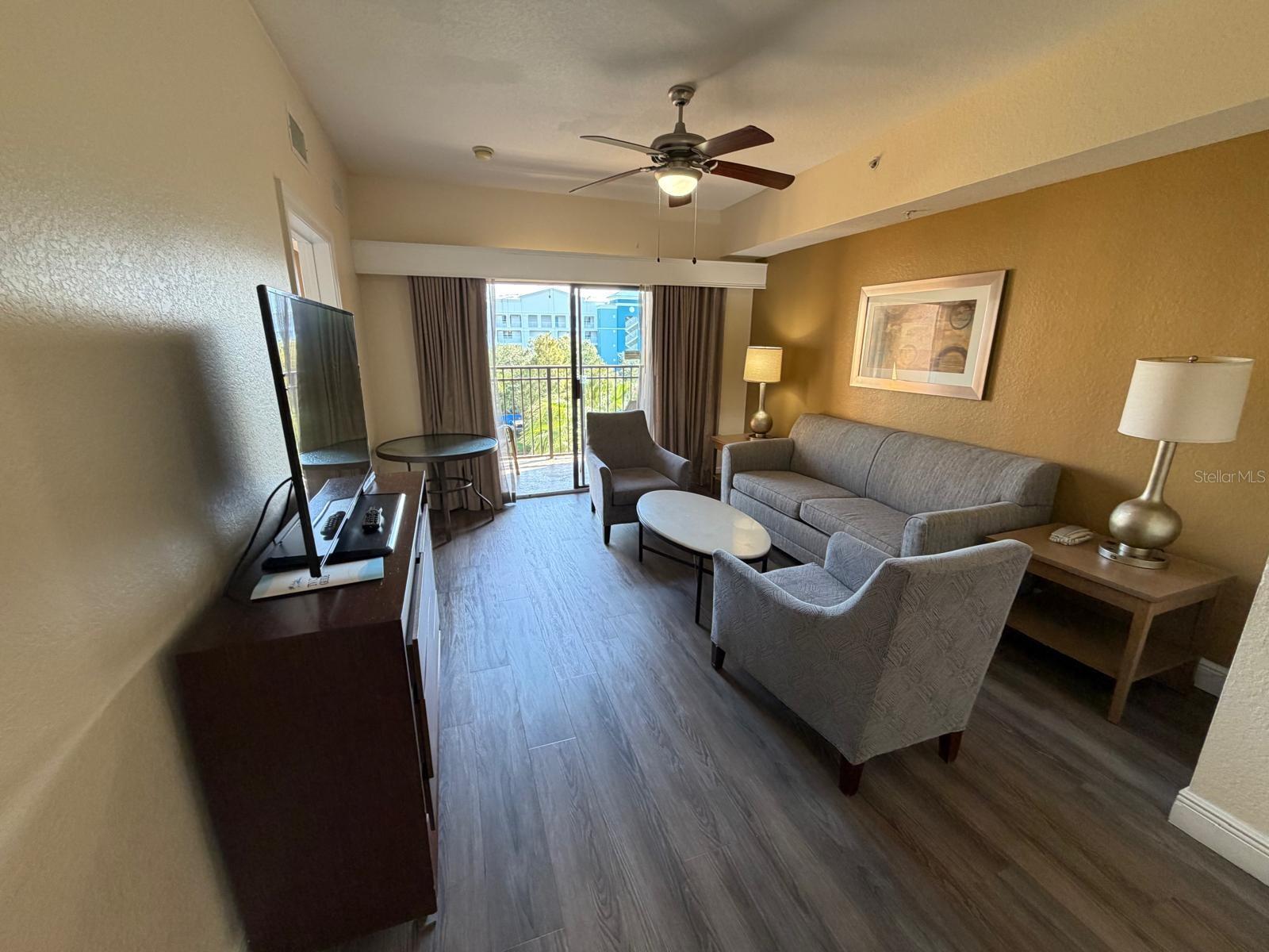 12527 FLORIDAYS RESORT DRIVE, #506-E, Orlando, FL 32821