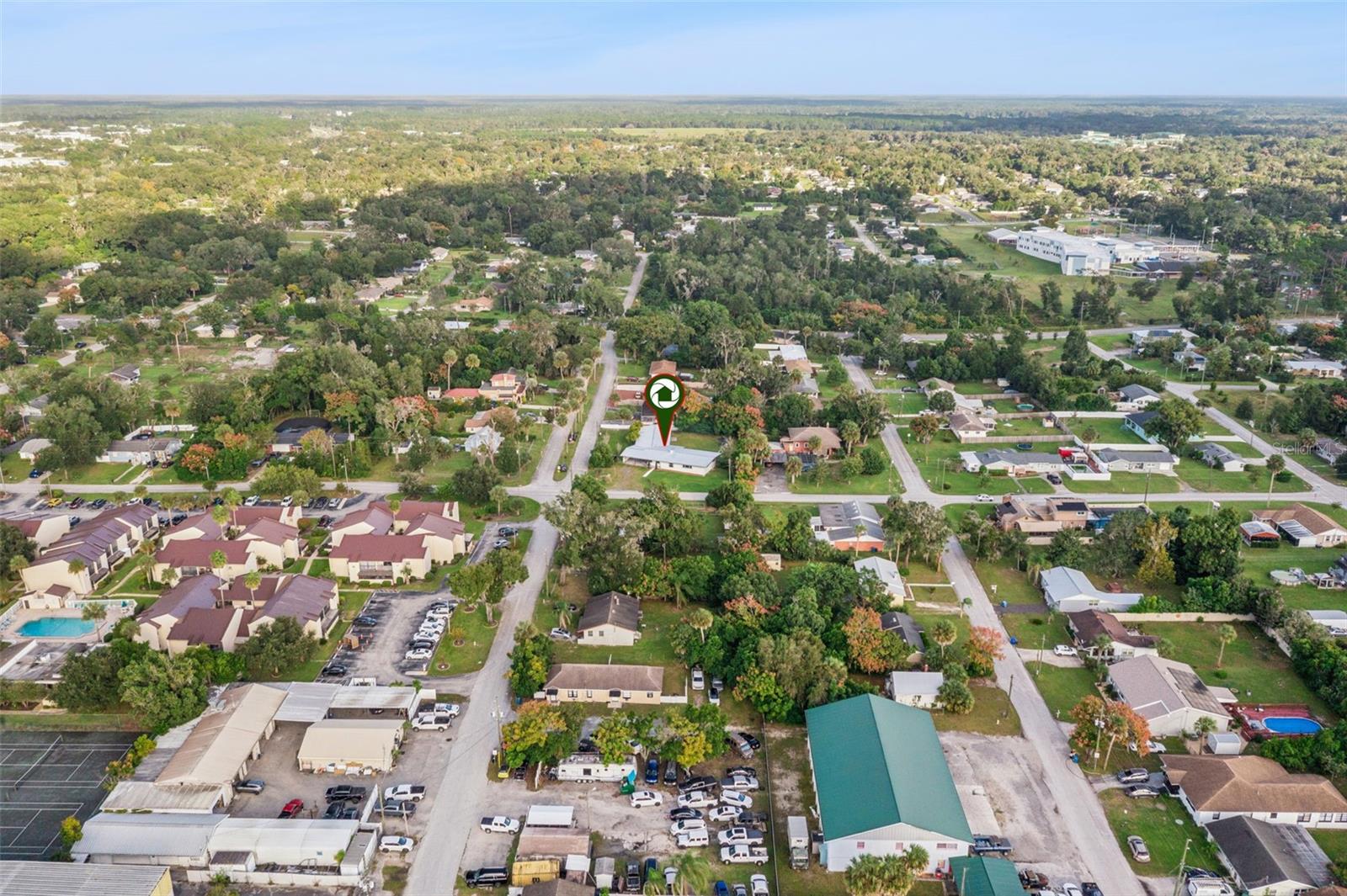 200 E PARKDALE AVENUE, Deland, FL 32724