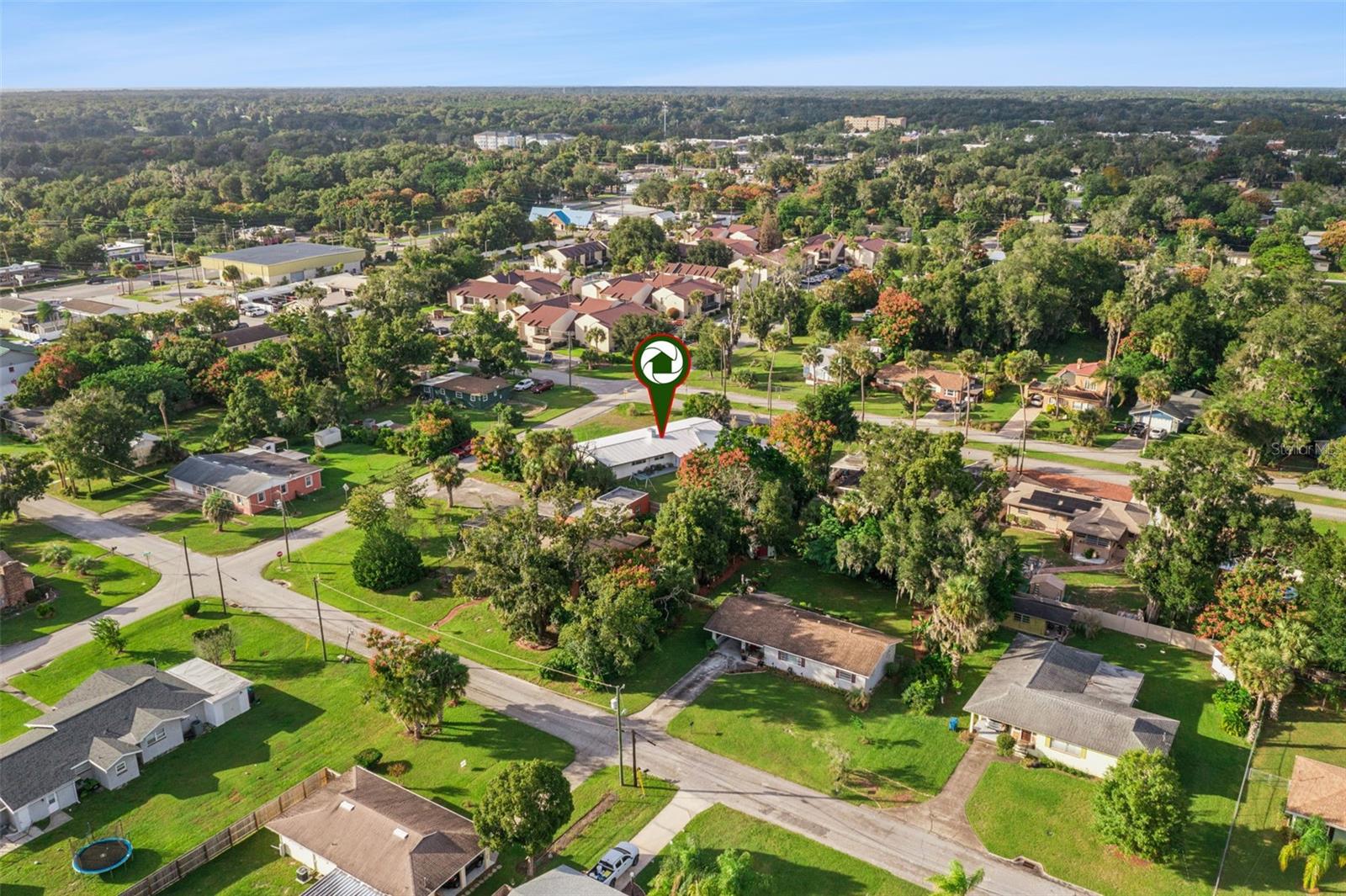 200 E PARKDALE AVENUE, Deland, FL 32724