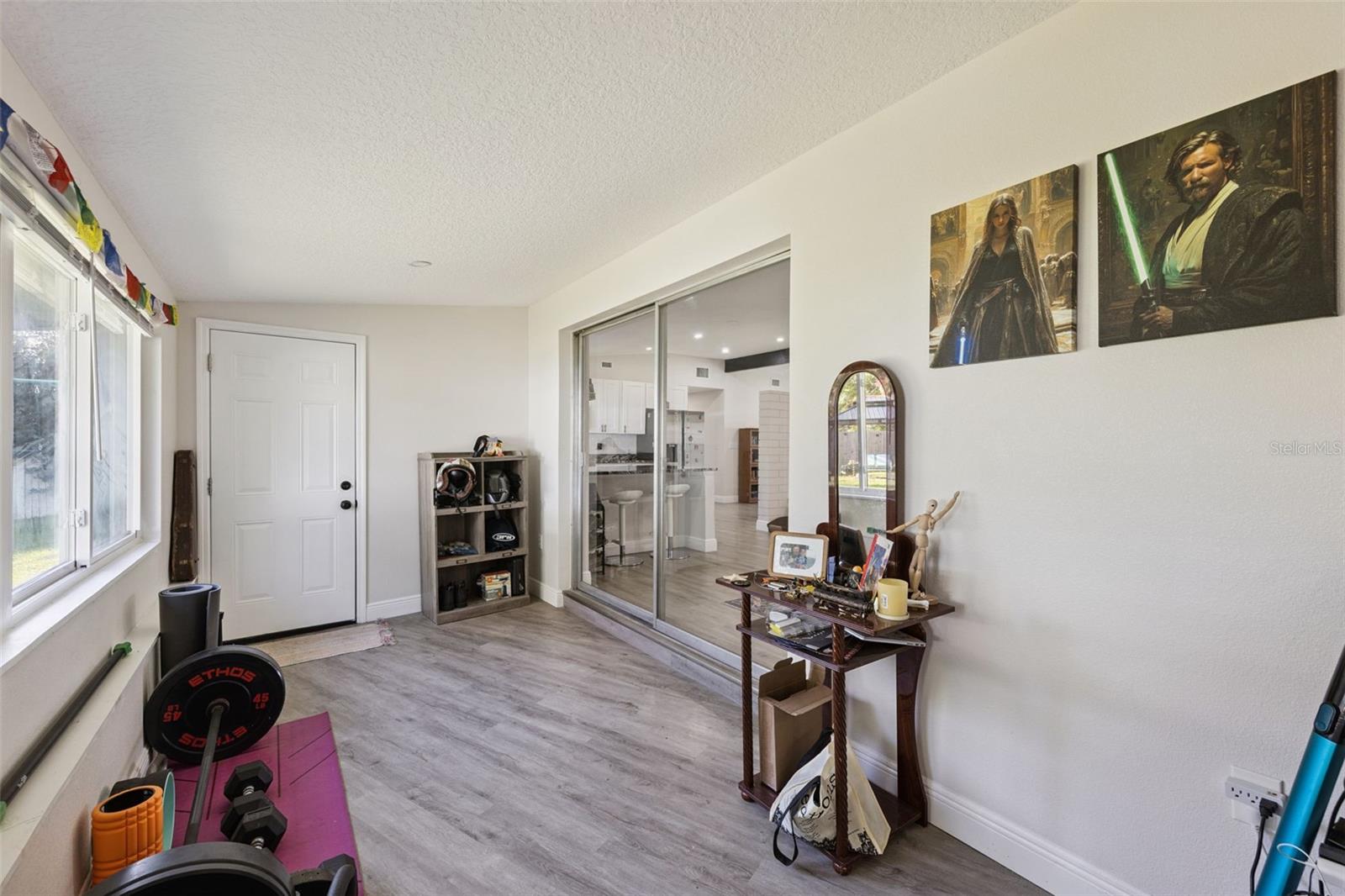 200 E PARKDALE AVENUE, Deland, FL 32724