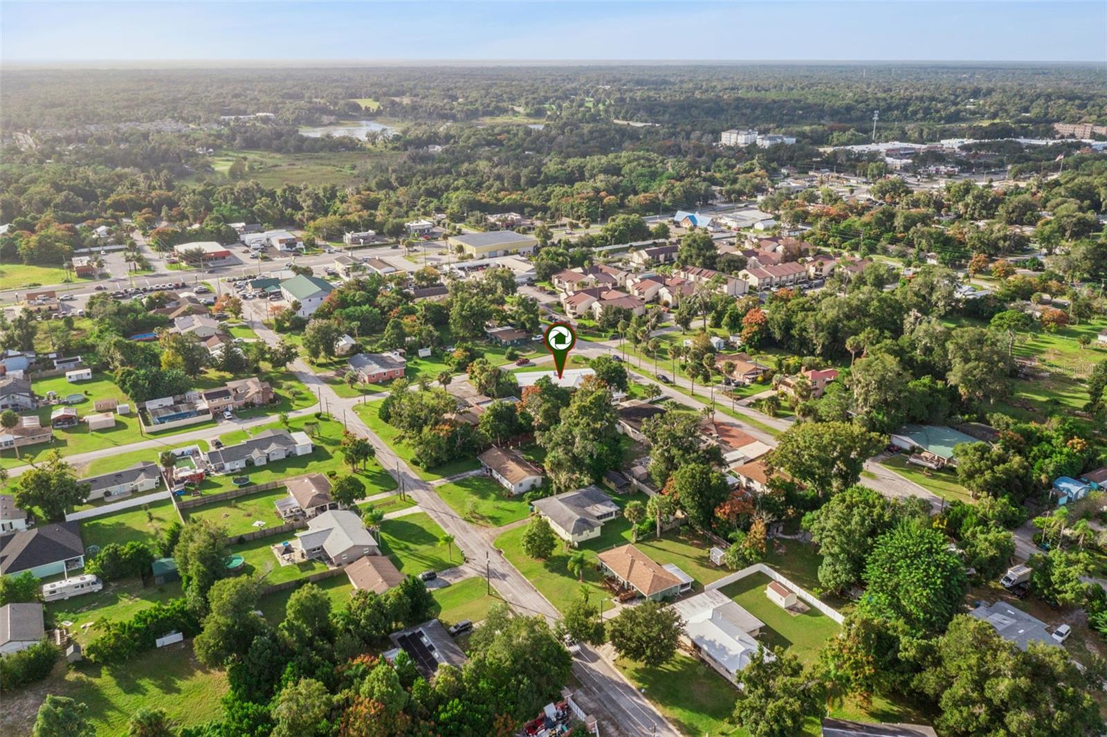200 E PARKDALE AVENUE, Deland, FL 32724