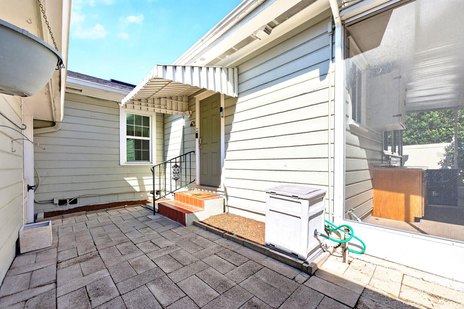 27 N HAMPTON AVENUE, Orlando, FL 32803