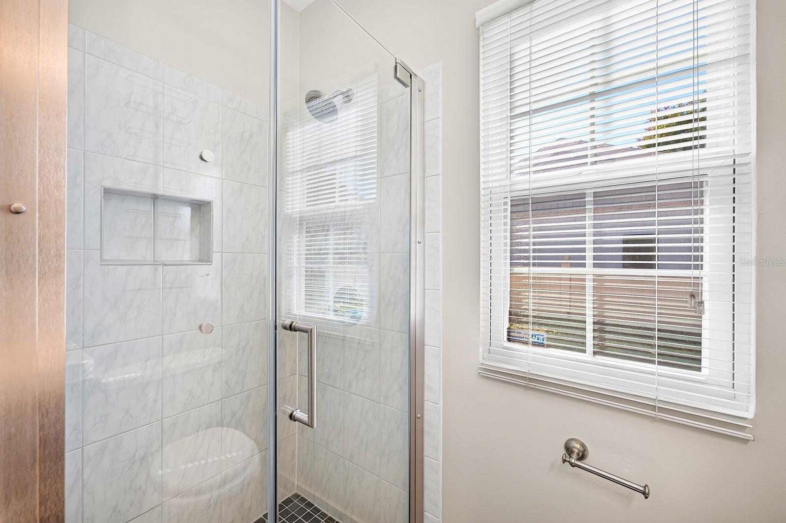 27 N HAMPTON AVENUE, Orlando, FL 32803