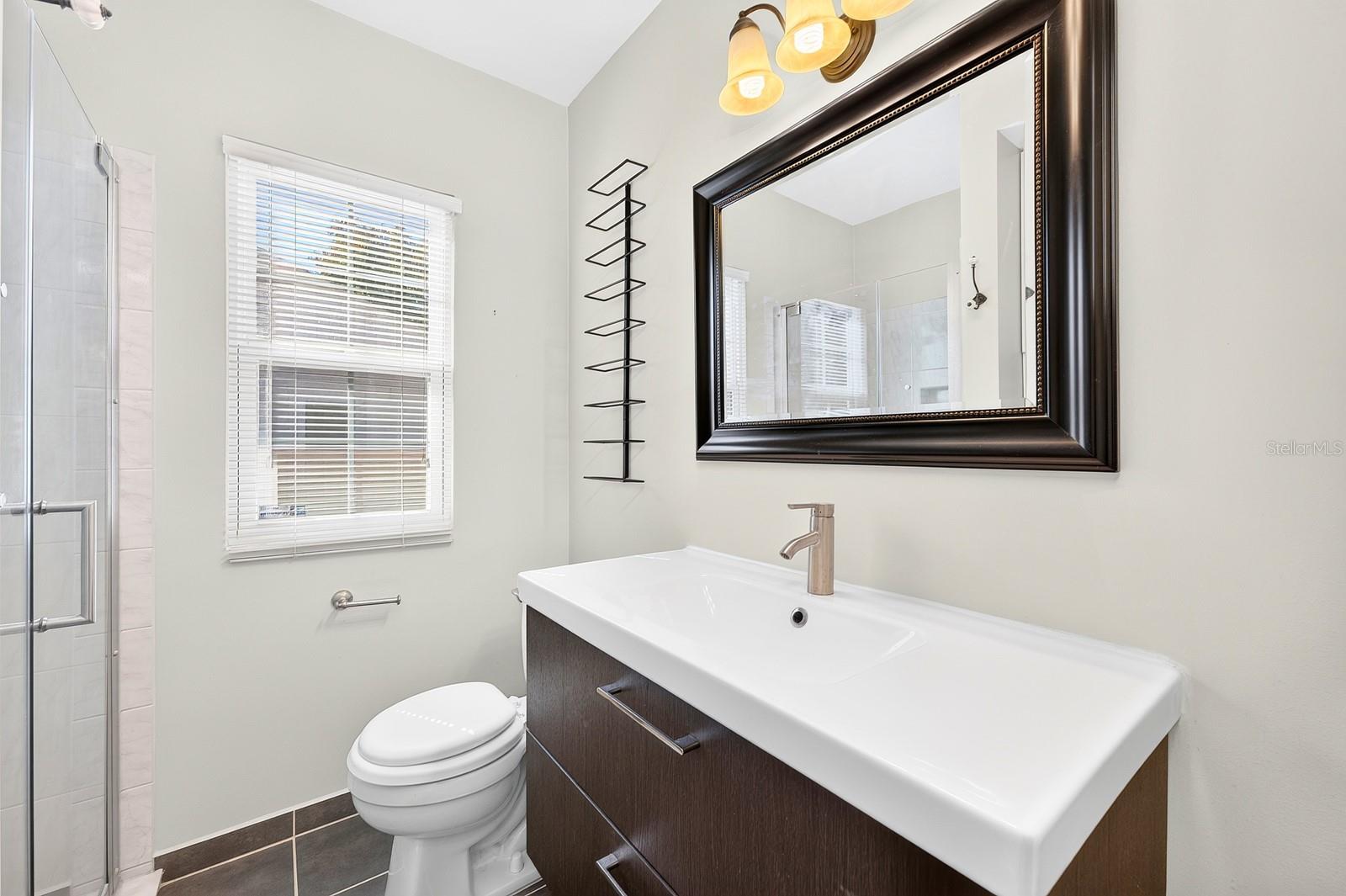 27 N HAMPTON AVENUE, Orlando, FL 32803