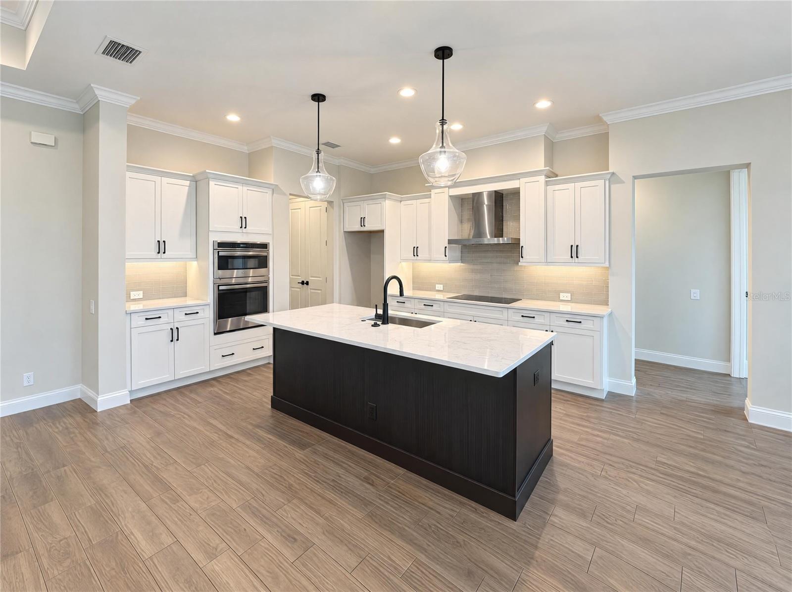 235 BLAZING STAR AVENUE, Lake Alfred, FL 33850