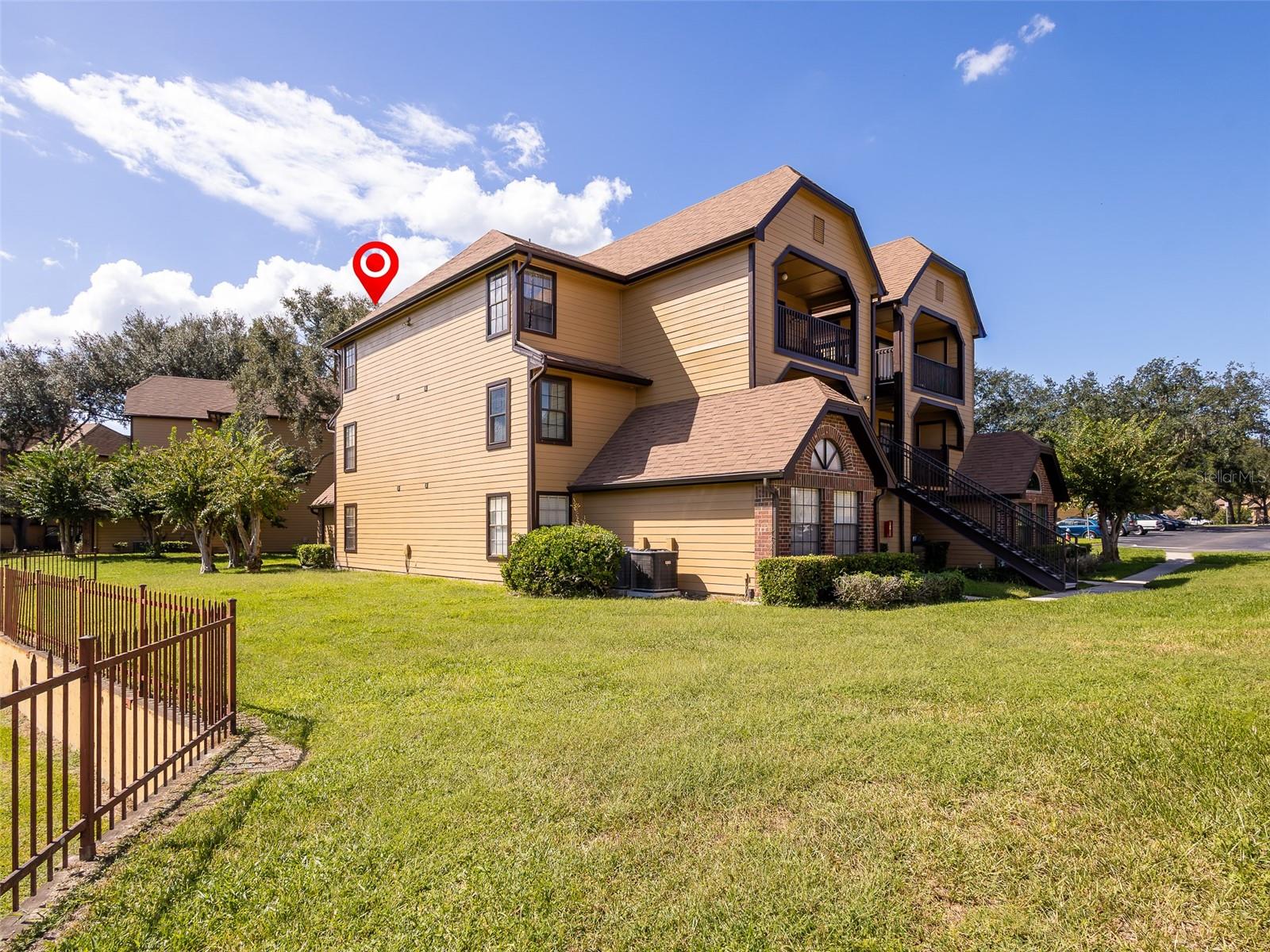 345 LAKEPOINTE DRIVE, #302, Altamonte Springs, FL 32701
