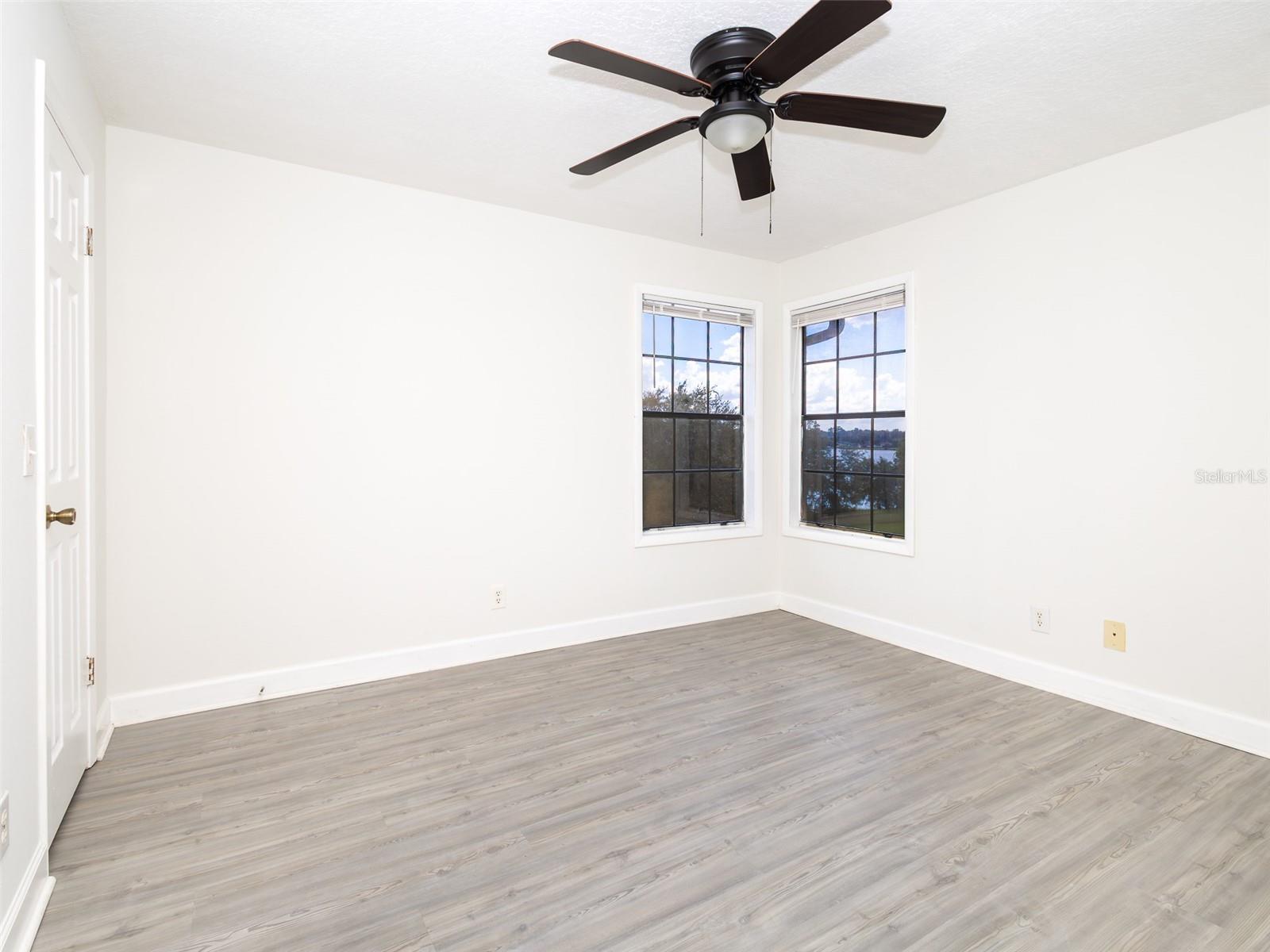 345 LAKEPOINTE DRIVE, #302, Altamonte Springs, FL 32701