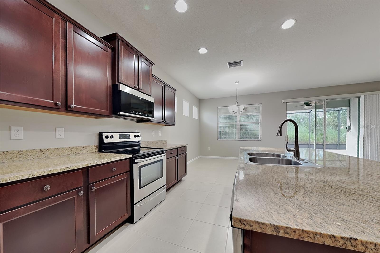 Spring Hill, FL 34609 Spring Hill, FL 34609