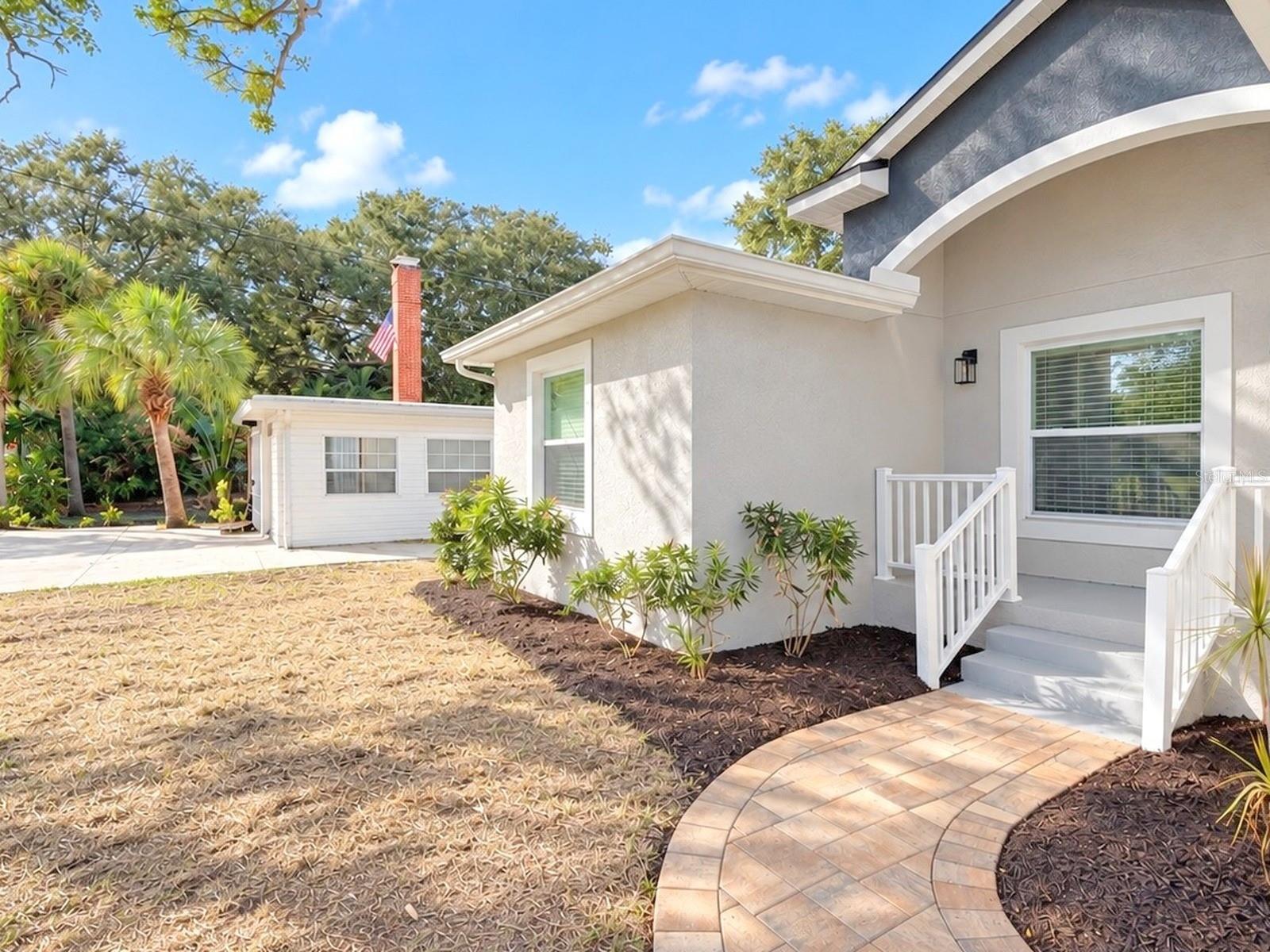 10118 66TH AVENUE, Seminole, FL 33772