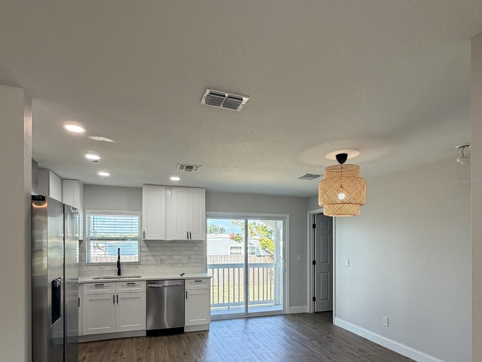 10118 66TH AVENUE, Seminole, FL 33772