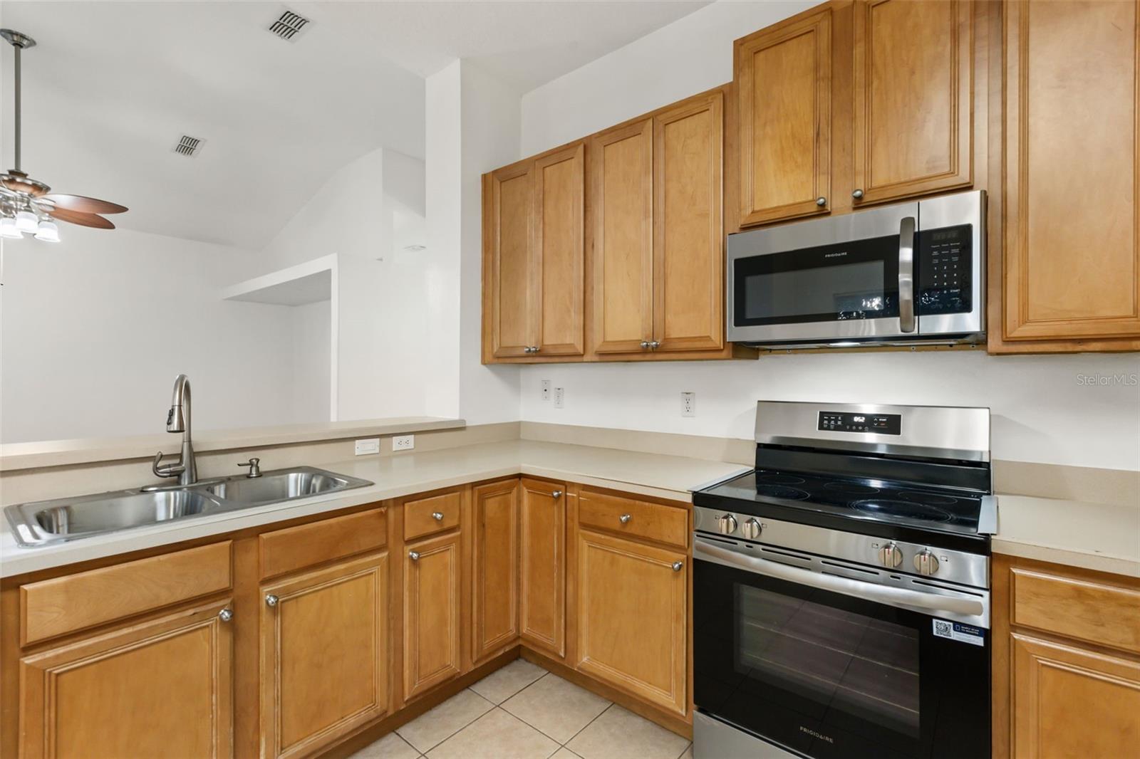 1832 NATURE COVE LANE, Clermont, FL 34711