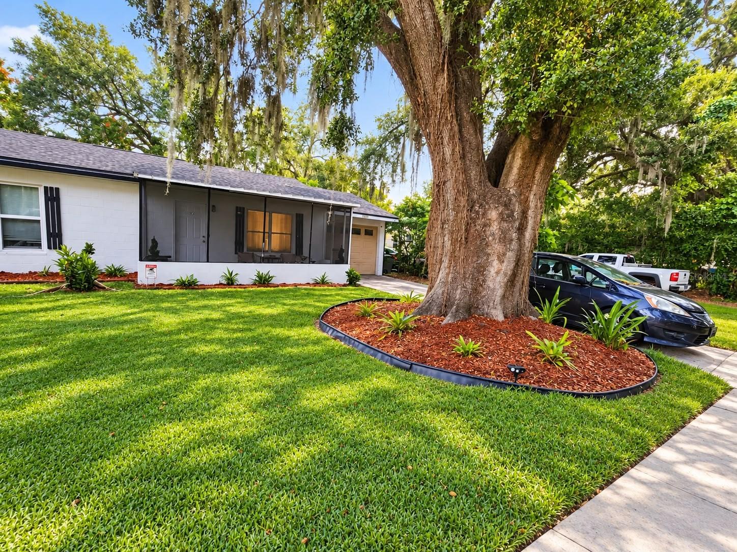 1215 37TH STREET, Orlando, FL 32805 1215 37TH STREET, Orlando, FL 32805