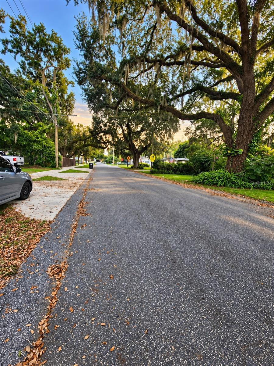 1215 37TH STREET, Orlando, FL 32805