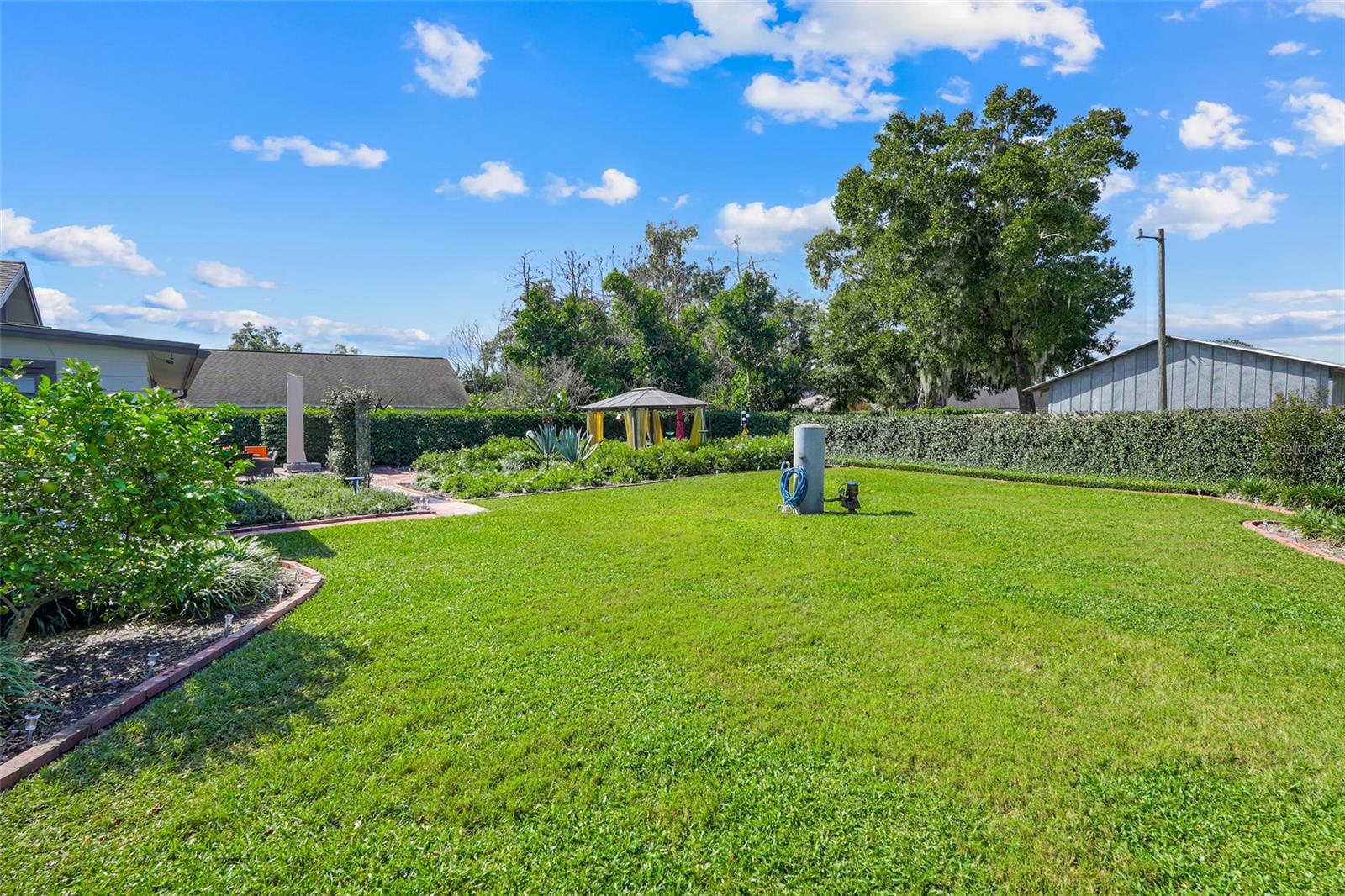 6 S LAKE PLEASANT ROAD, Apopka, FL 32703