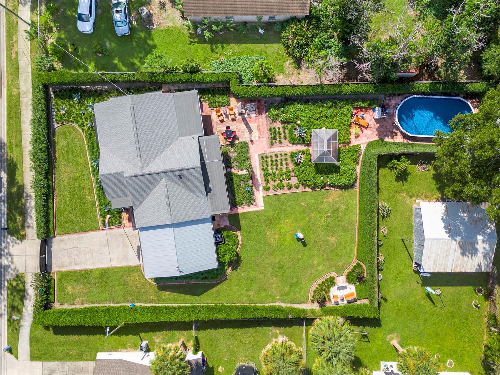 6 S LAKE PLEASANT ROAD, Apopka, FL 32703