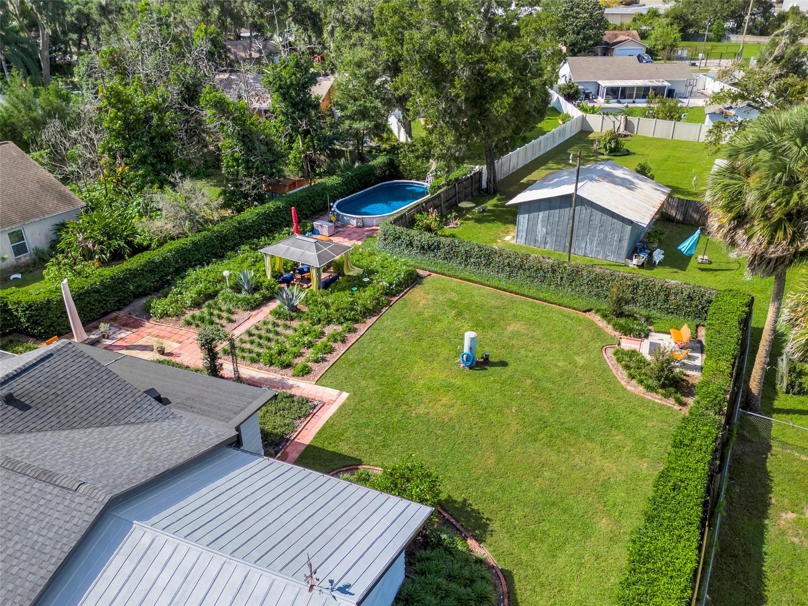 6 S LAKE PLEASANT ROAD, Apopka, FL 32703