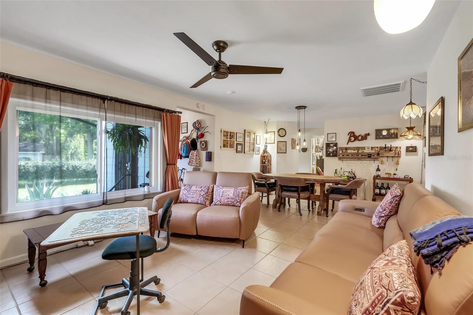 6 S LAKE PLEASANT ROAD, Apopka, FL 32703